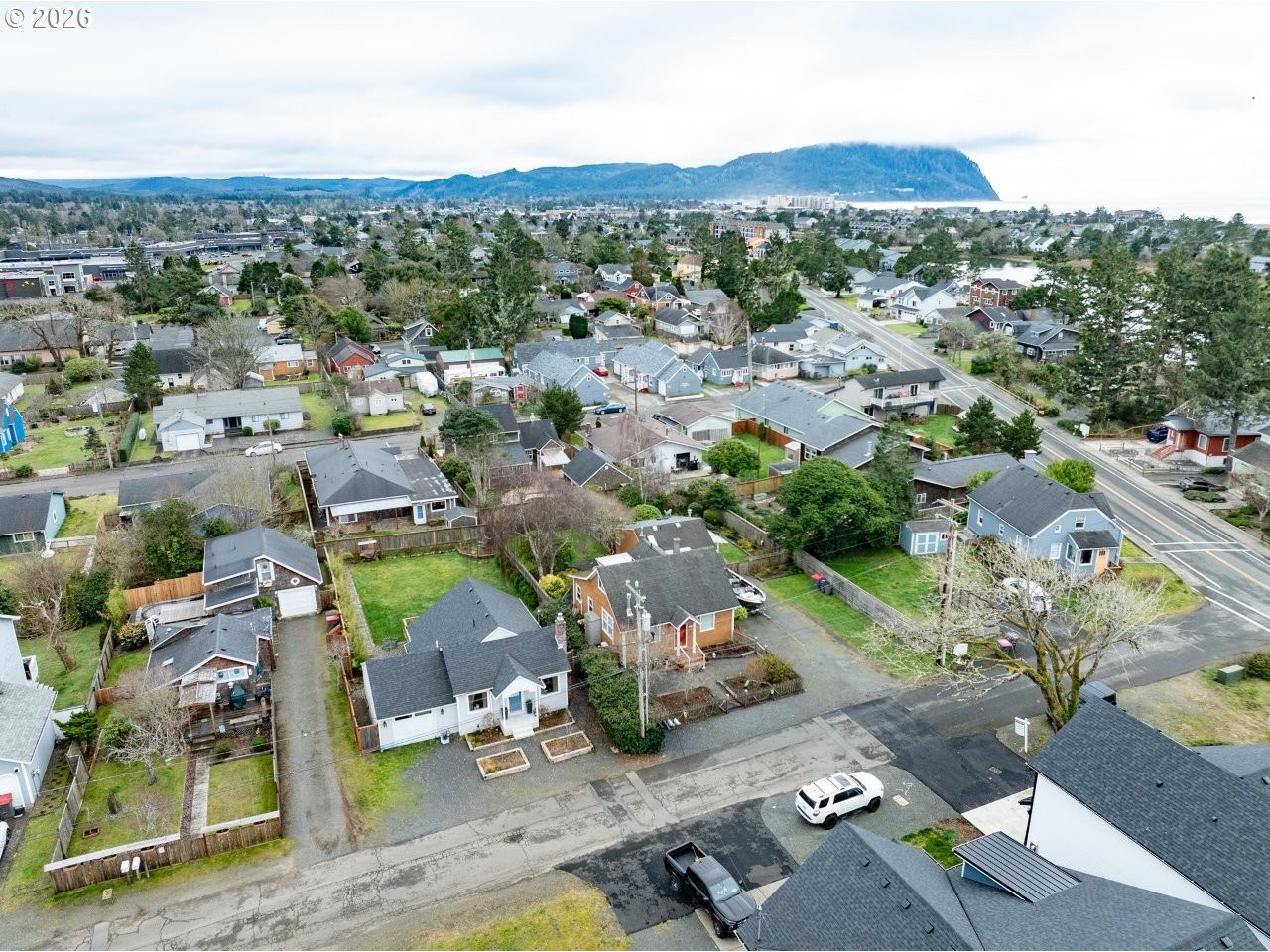 811 17TH AVE, Seaside, OR, 97138
