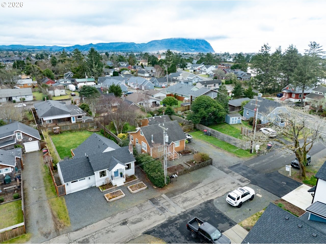 811 17TH AVE, Seaside, OR, 97138