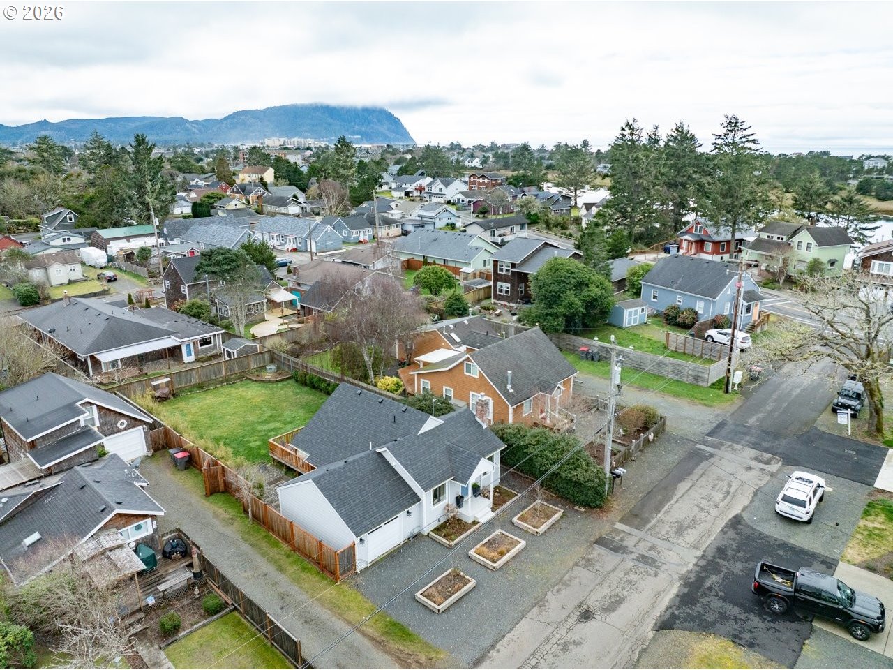 811 17TH AVE, Seaside, OR, 97138
