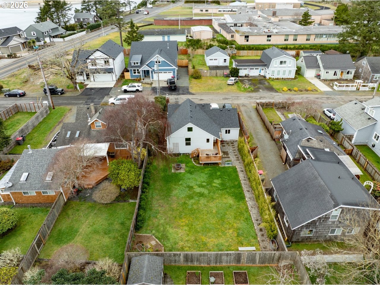 811 17TH AVE, Seaside, OR, 97138