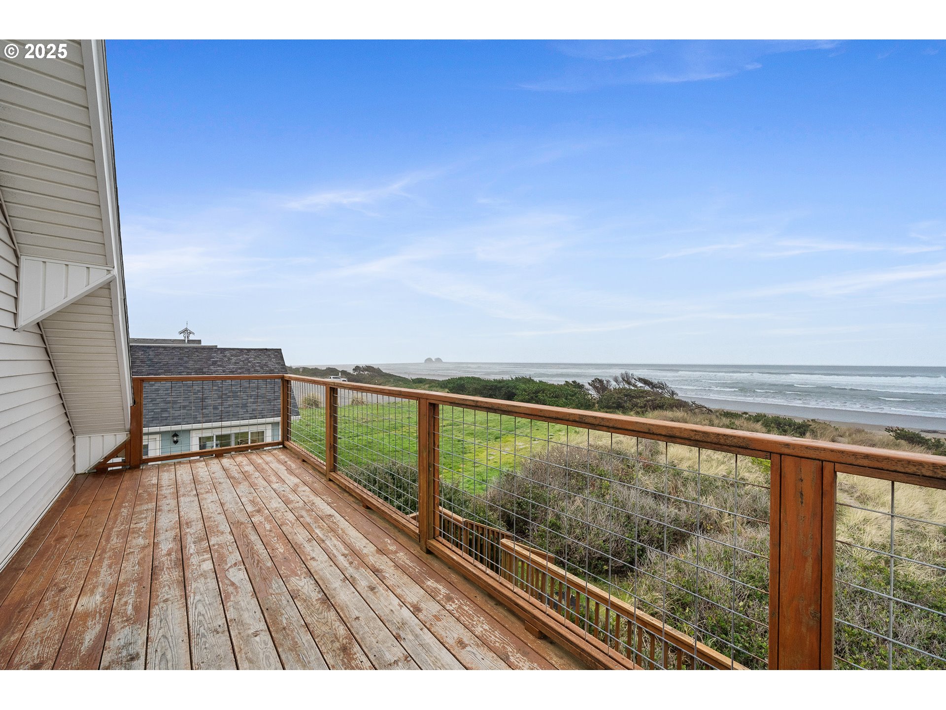 229 S PACIFIC ST, Rockaway Beach, OR, 97136