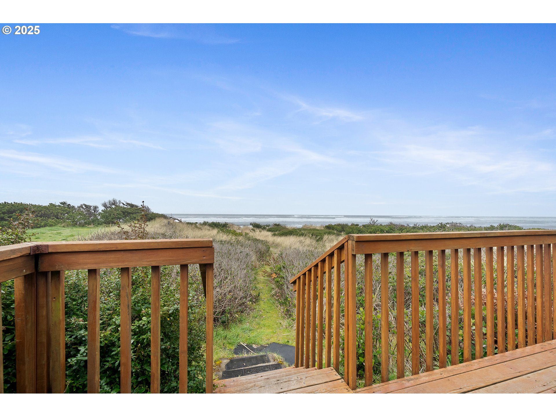 229 S PACIFIC ST, Rockaway Beach, OR, 97136