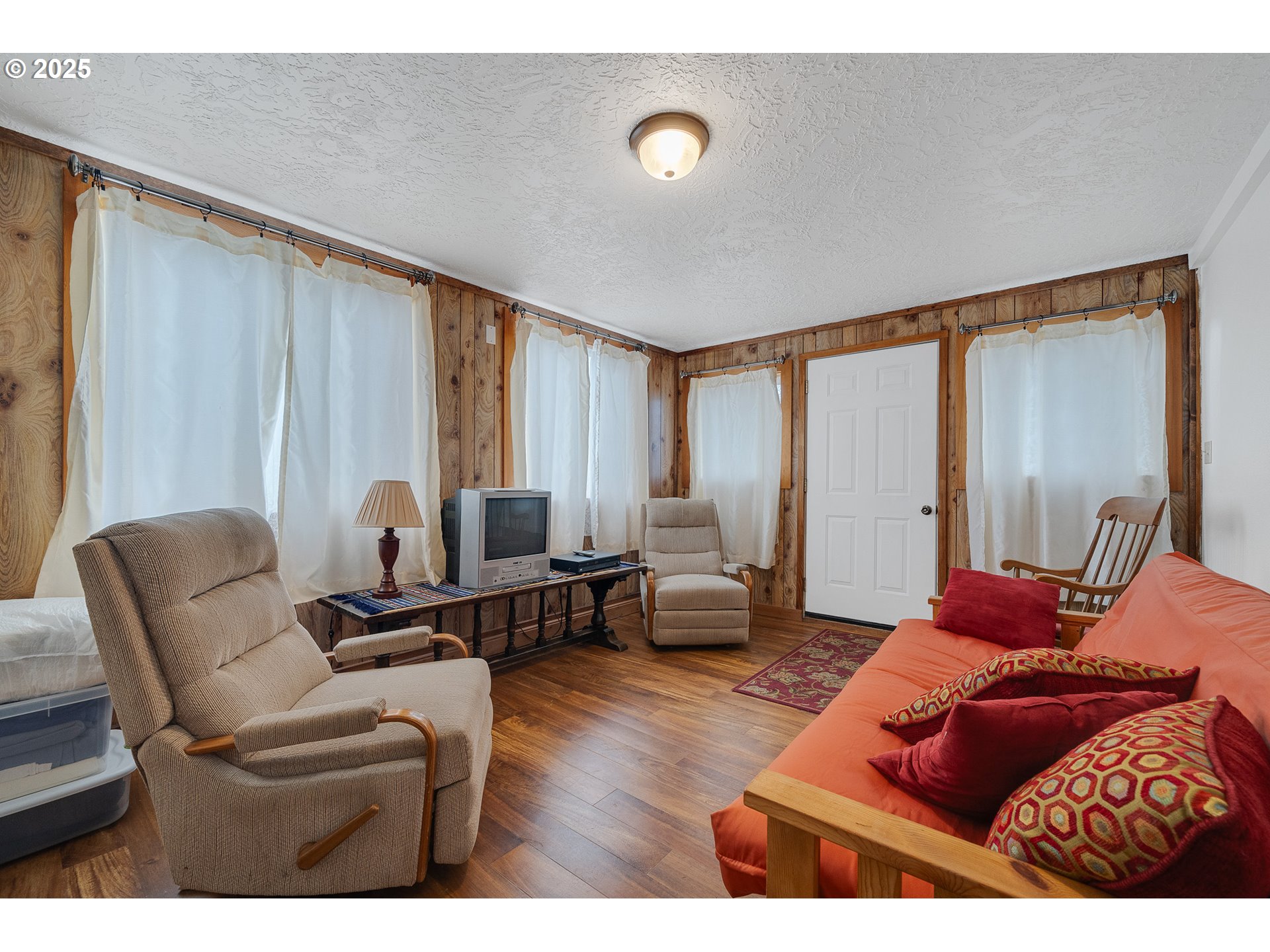 229 S PACIFIC ST, Rockaway Beach, OR, 97136