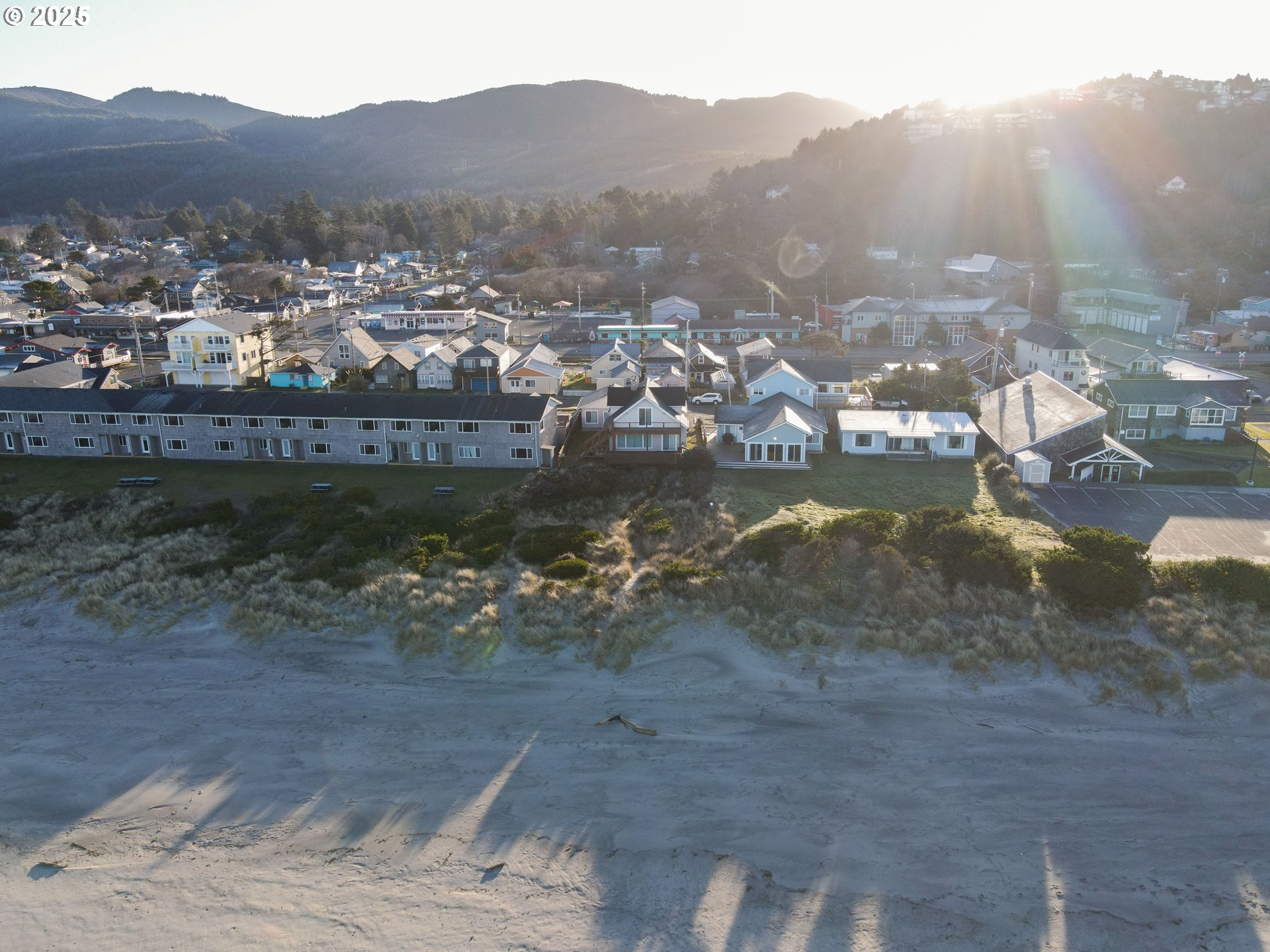 229 S PACIFIC ST, Rockaway Beach, OR, 97136