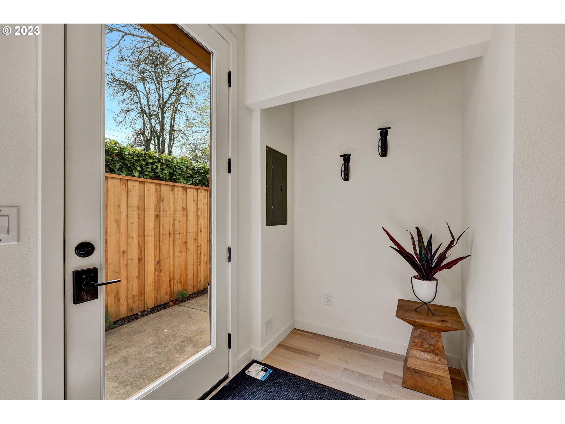 Photo #3: 431201302 Listing: Photo #3