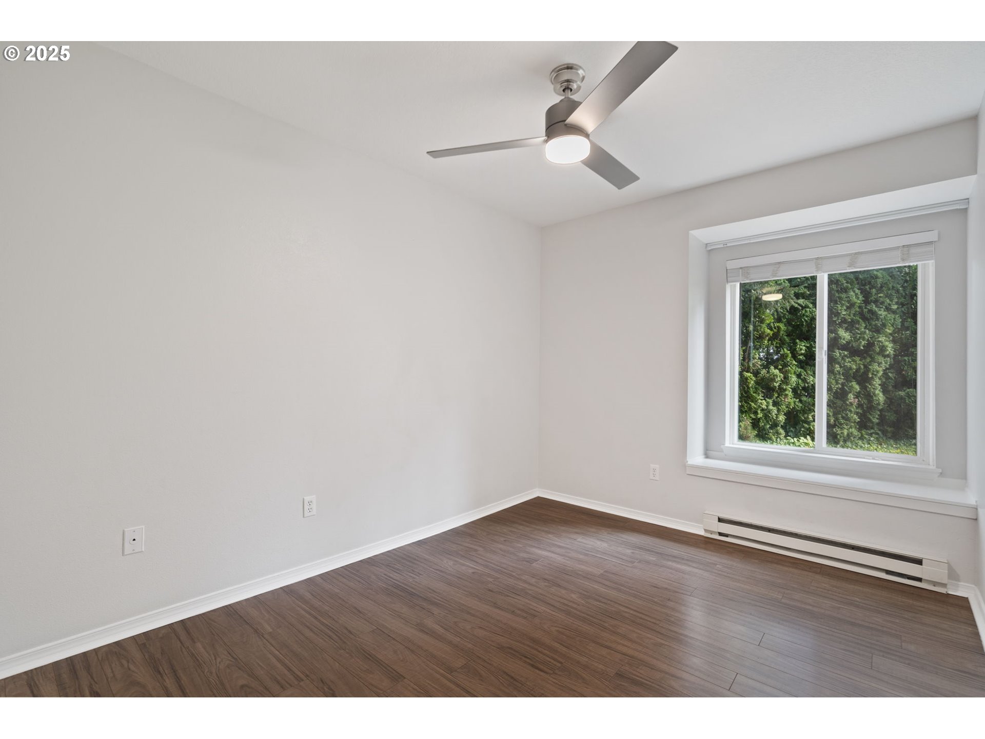 Photo #12: 431511972 Listing: Photo #12