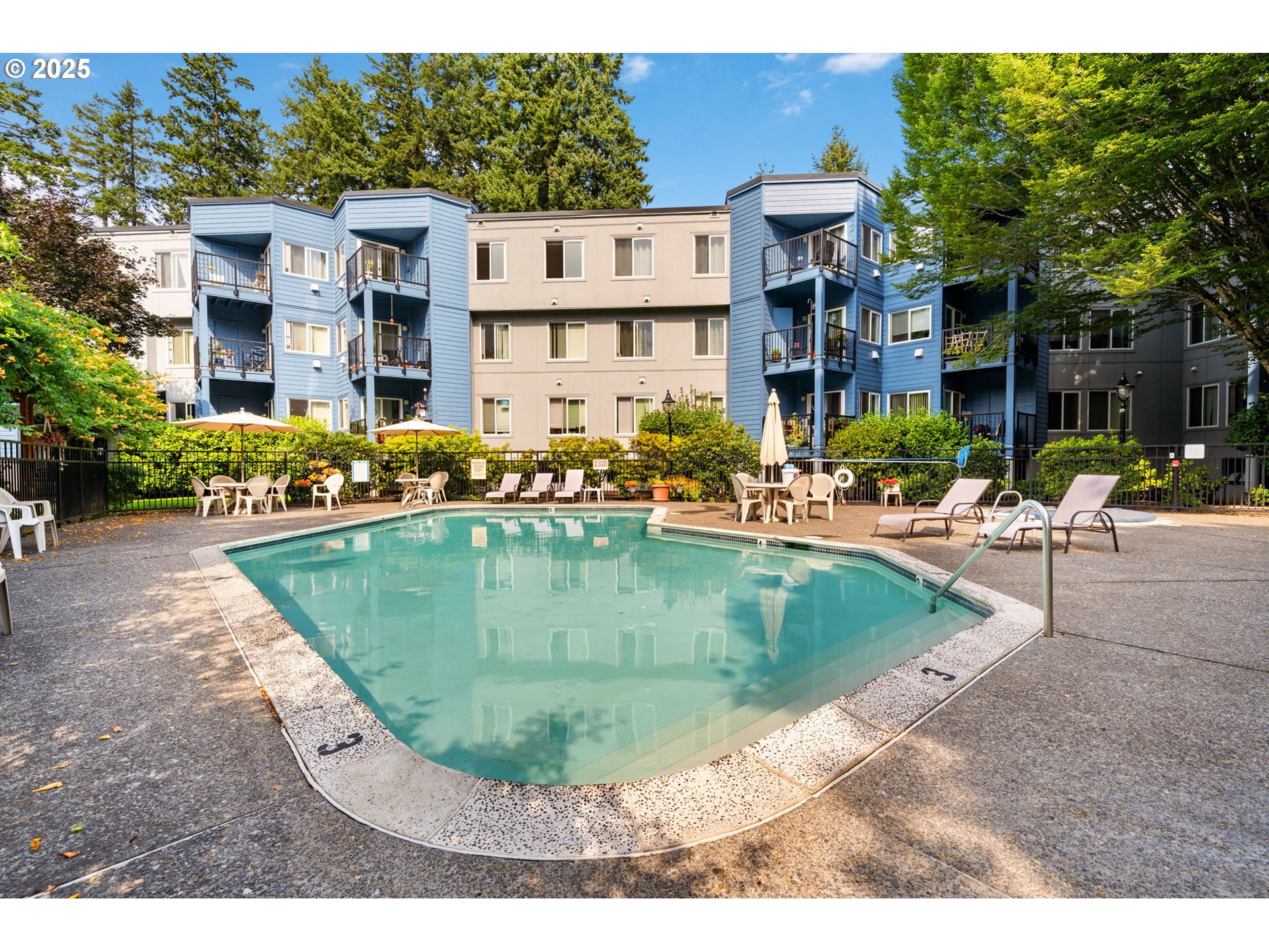 Photo #13: 431511972 Listing: Photo #13