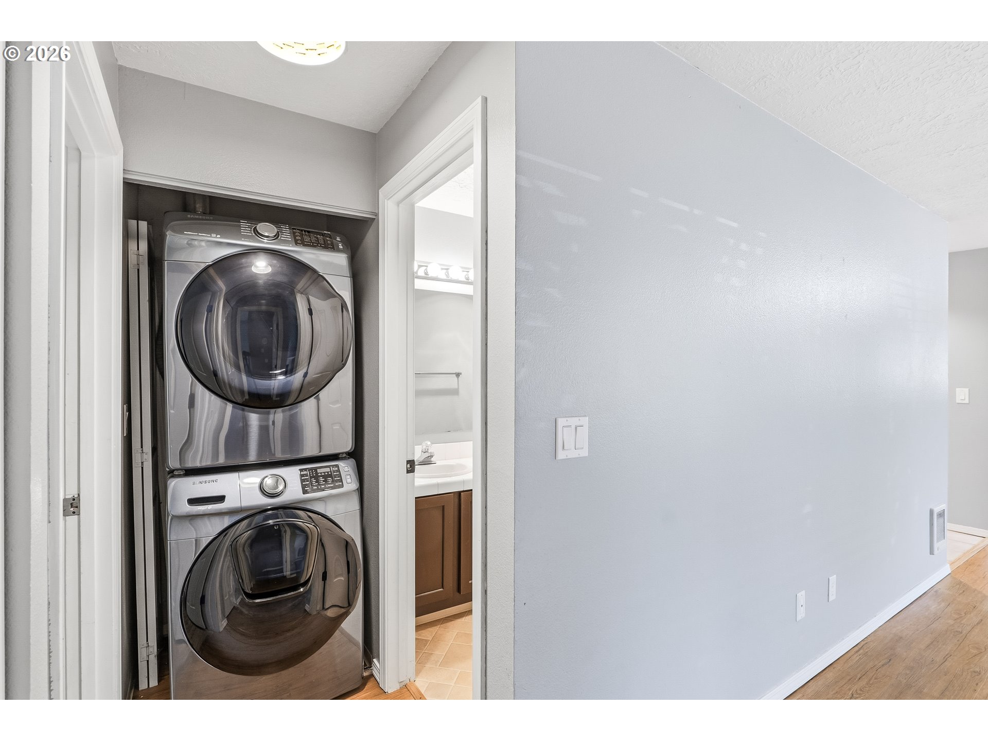 Photo #11: 432017944 Listing: Photo #11