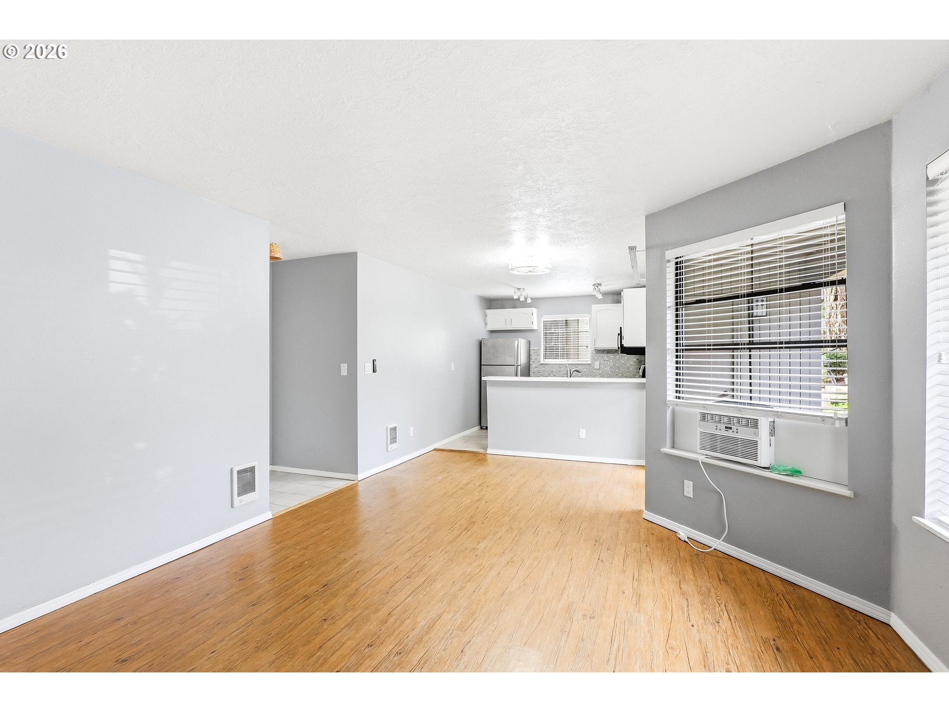 Photo #9: 432017944 Listing: Photo #9