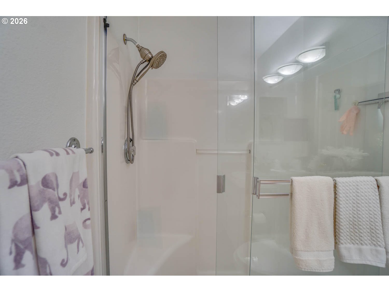 Photo #21: 432085957 Listing: Photo #21