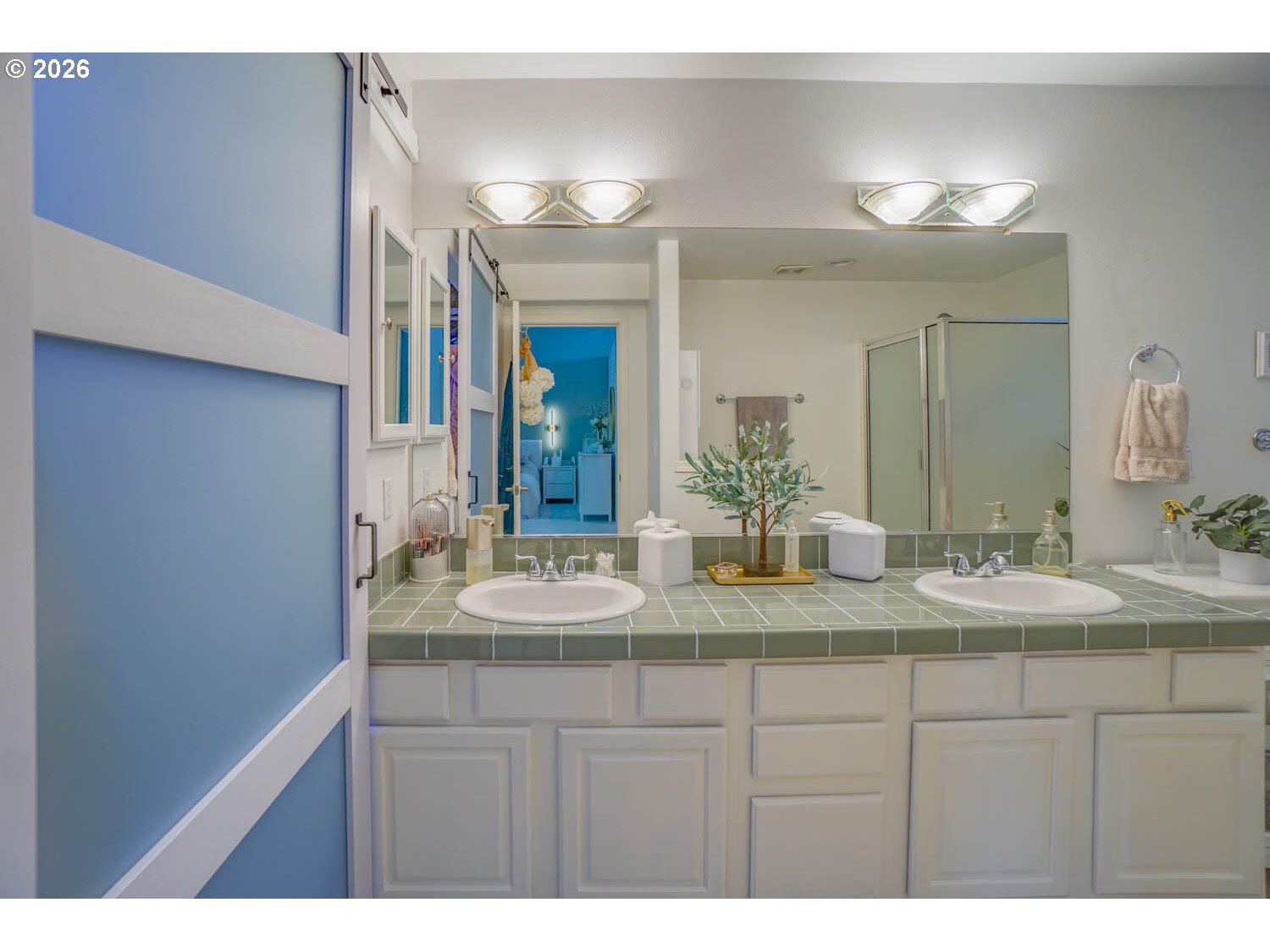 Photo #26: 432085957 Listing: Photo #26