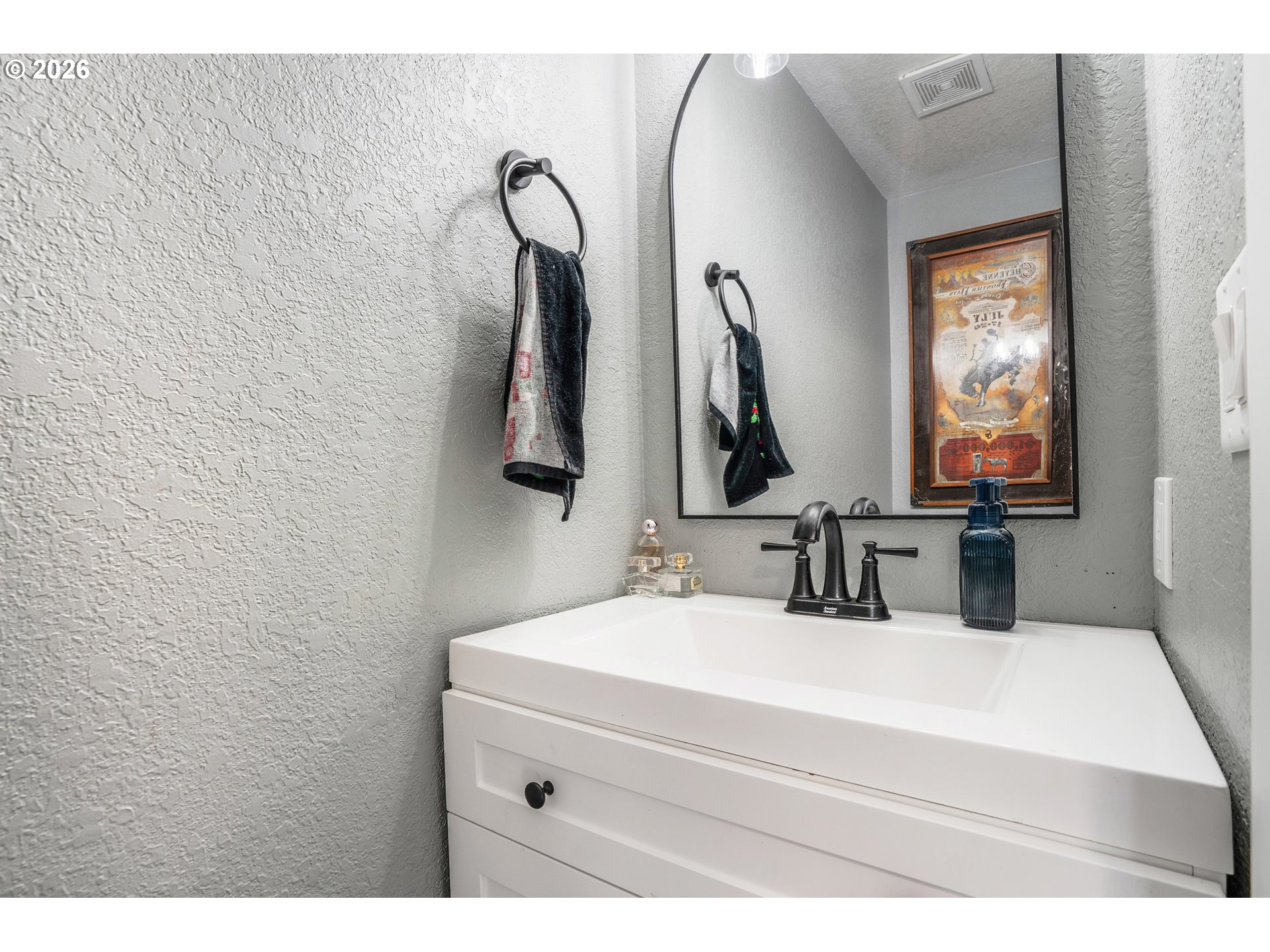 796 S R ST, Cottage Grove, OR, 97424