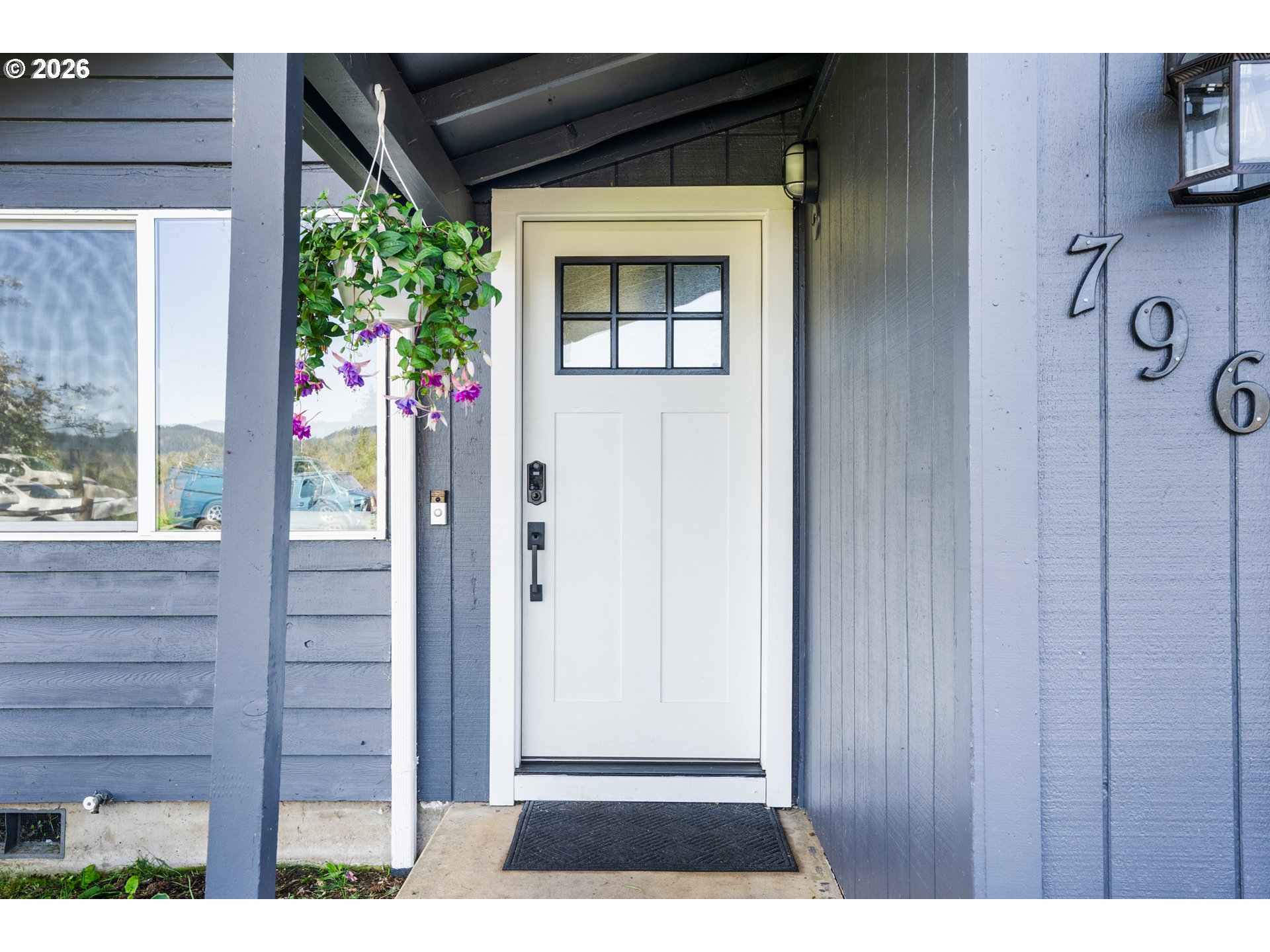 796 S R ST, Cottage Grove, OR, 97424