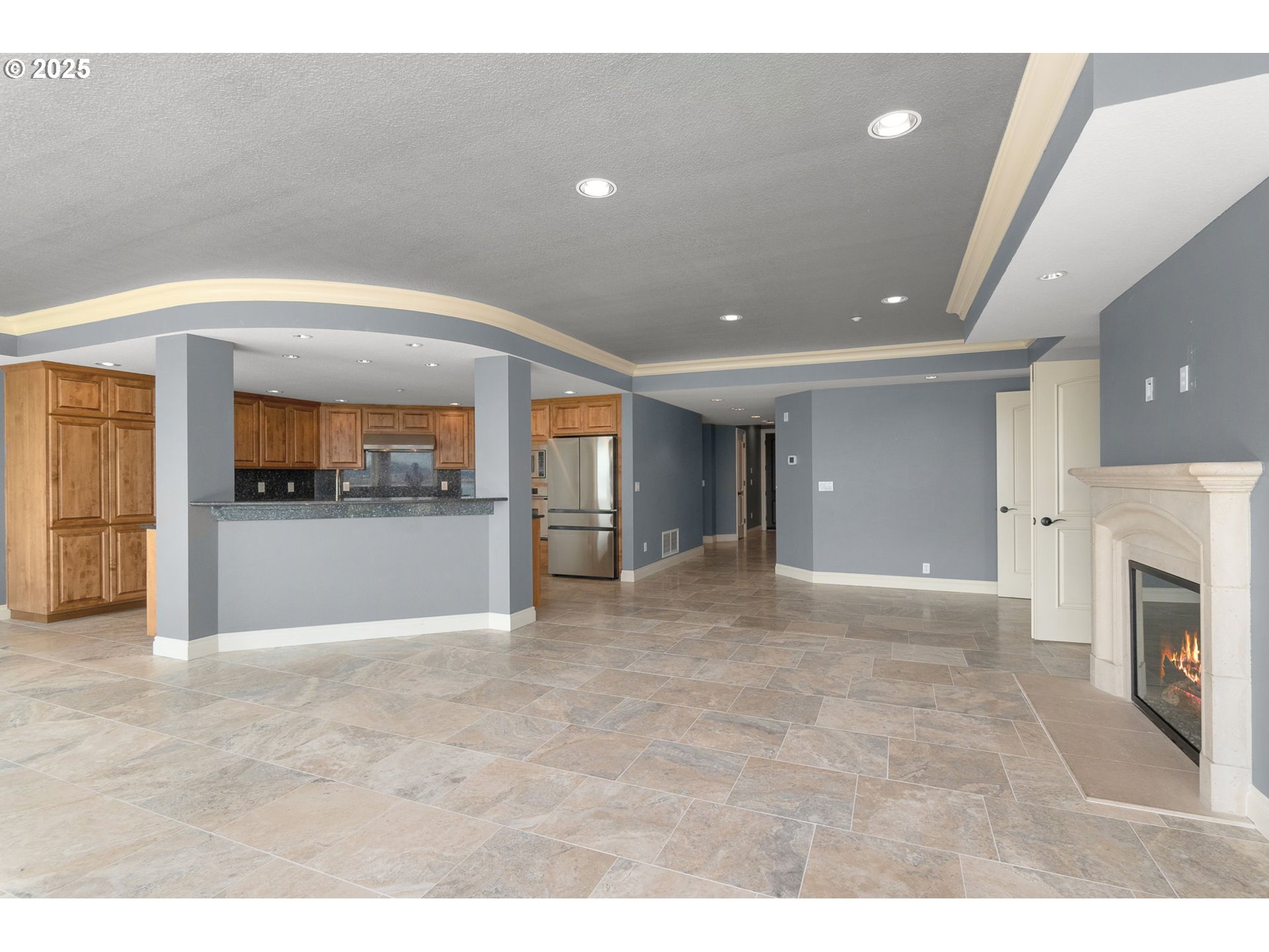 Photo #2: 432708124 Listing 
