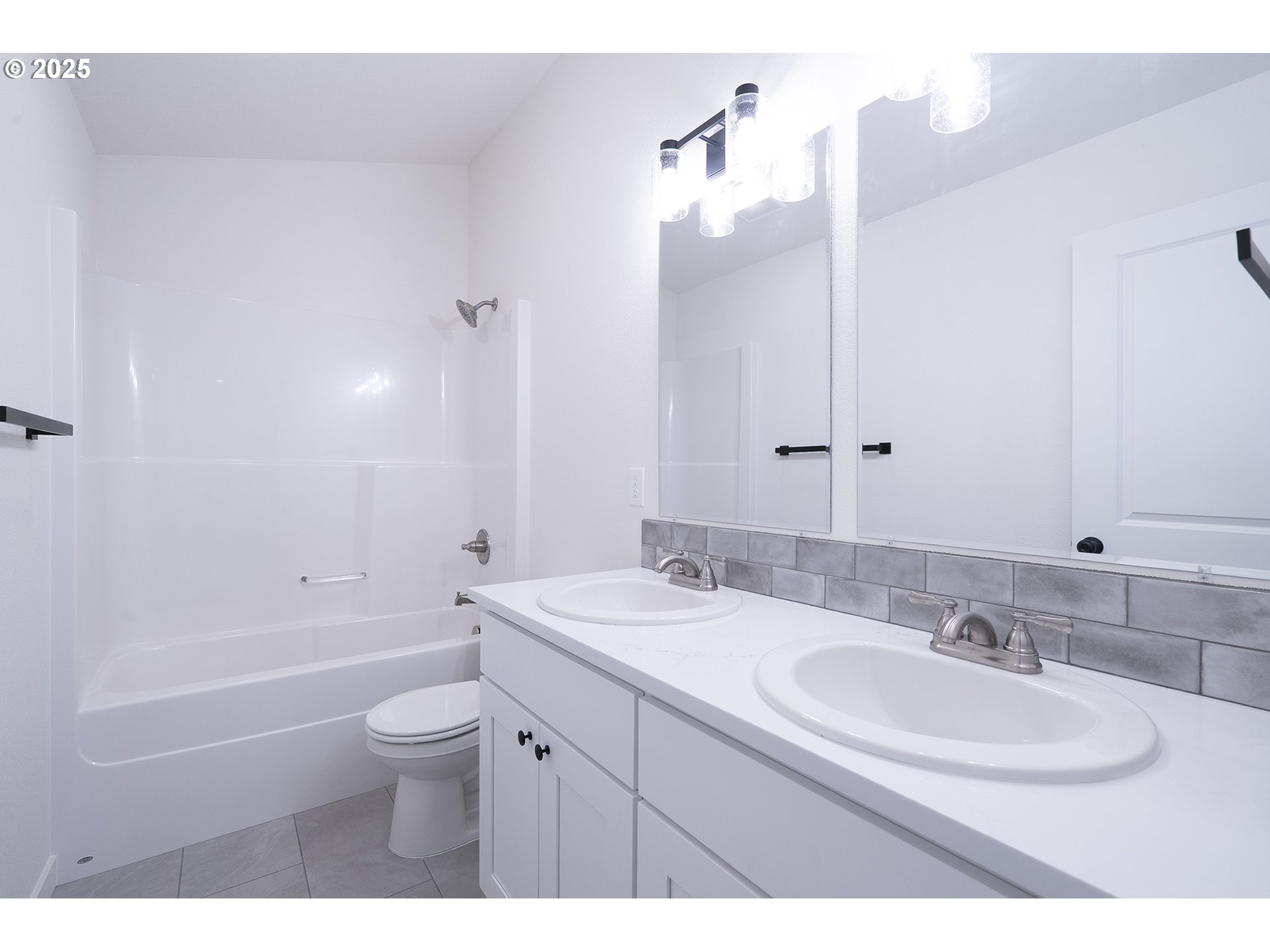 Photo #20: 432959319 Listing: Photo #20