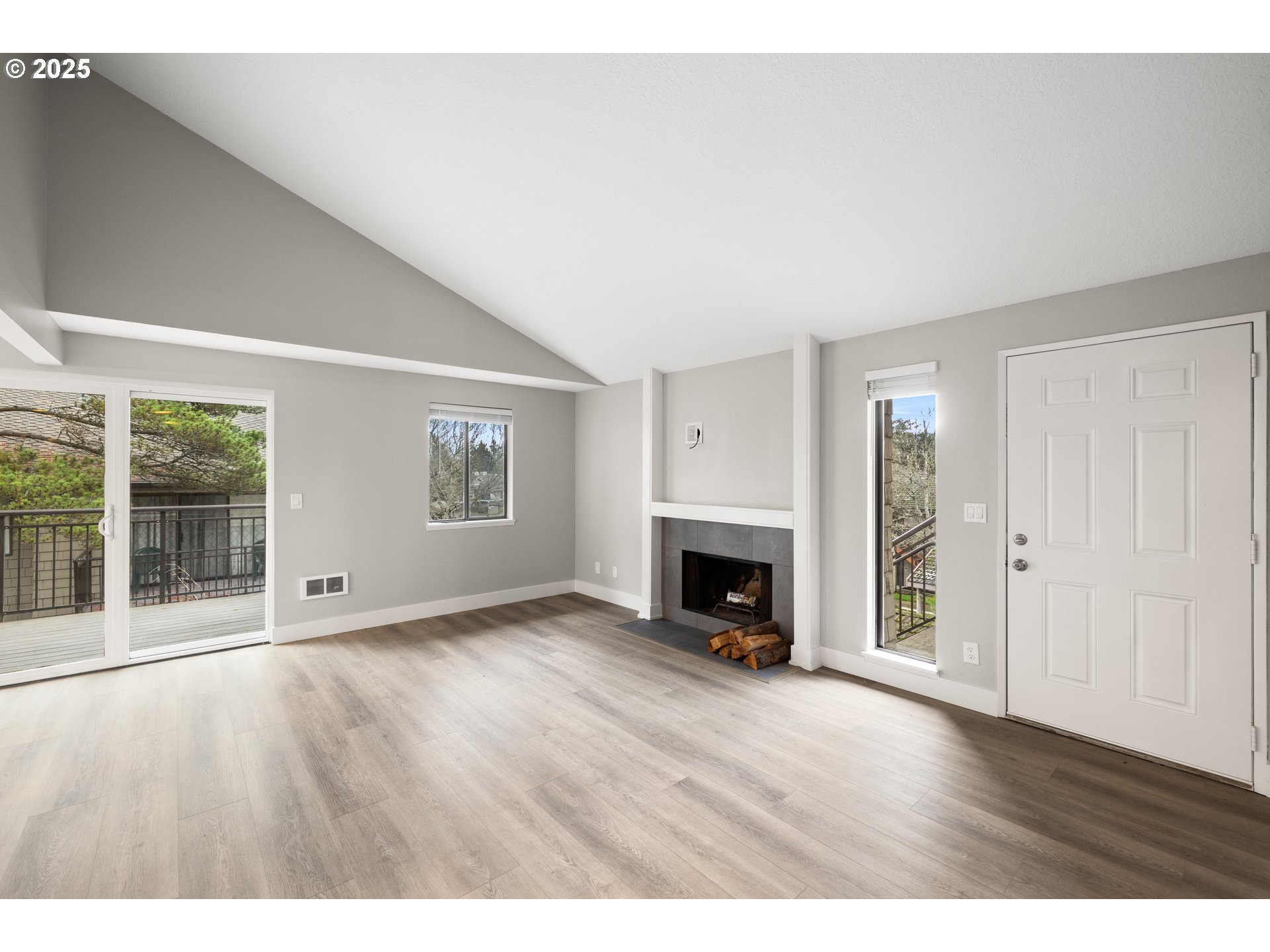 Photo #12: 434093532 Listing: Photo #12