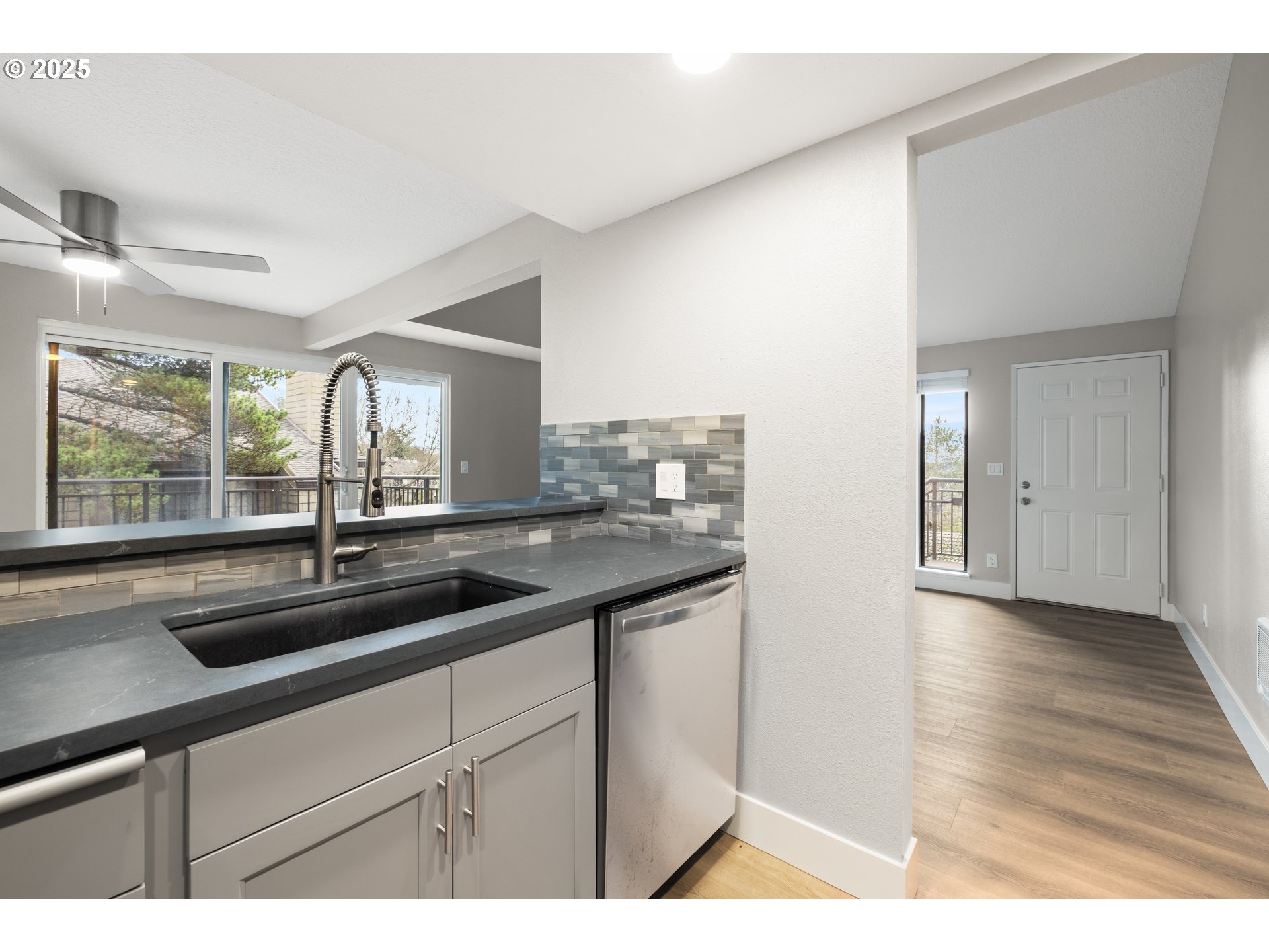 Photo #24: 434093532 Listing: Photo #24