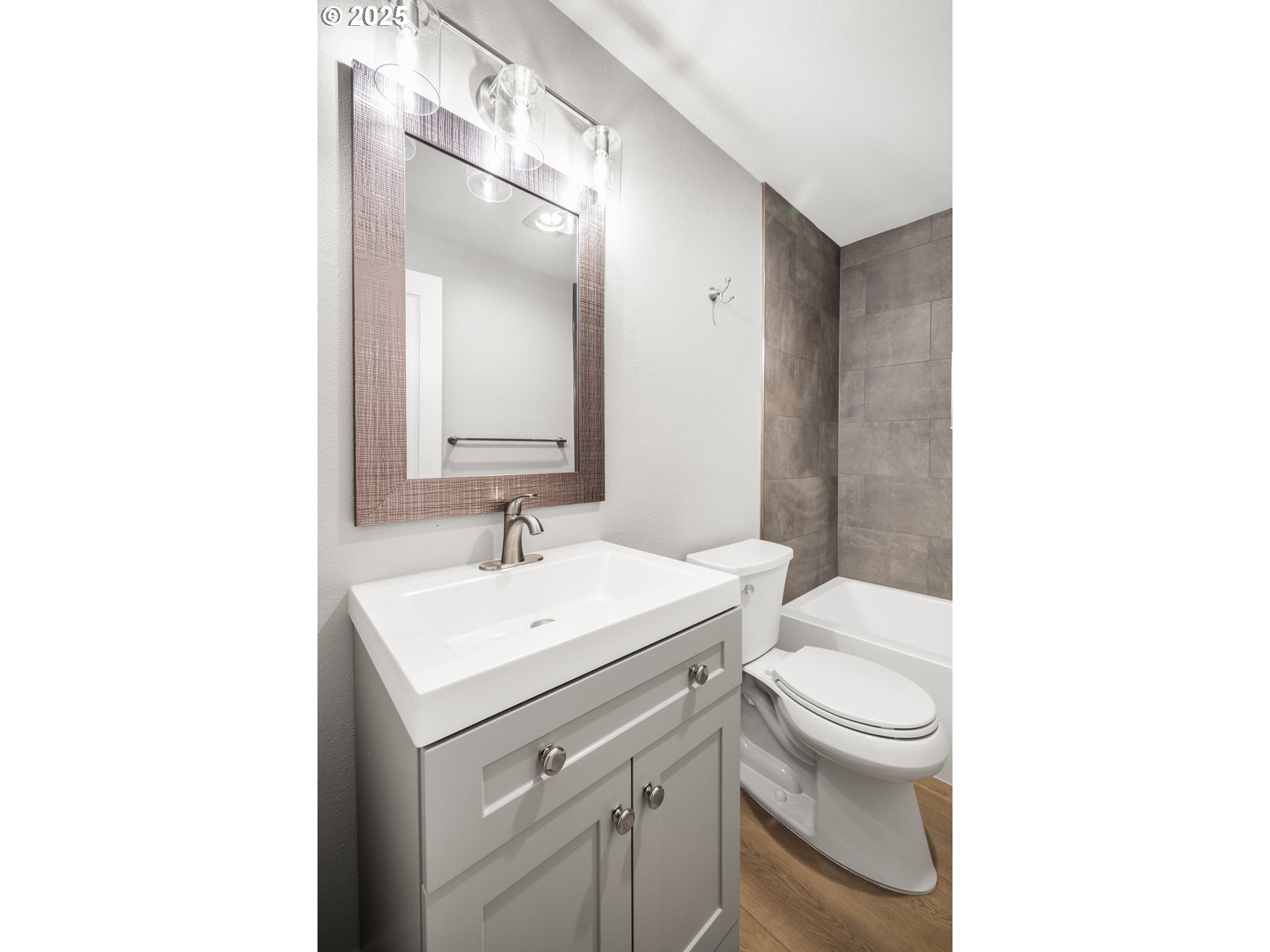 Photo #30: 434093532 Listing: Photo #30