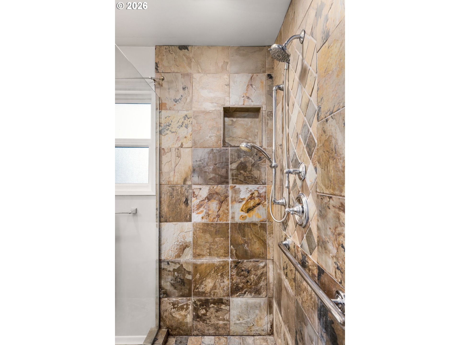 3 HOTSPUR ST, Lake Oswego, OR, 97035