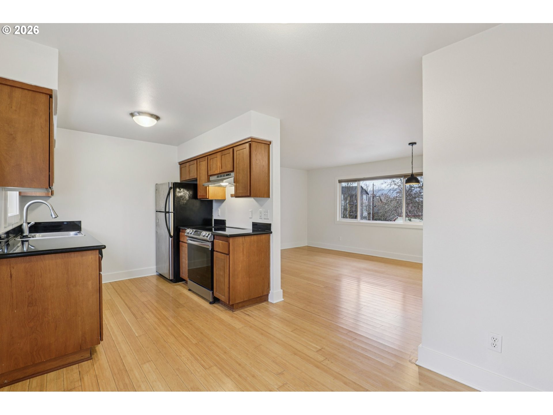 Photo #17: 435163978 Listing: Photo #17