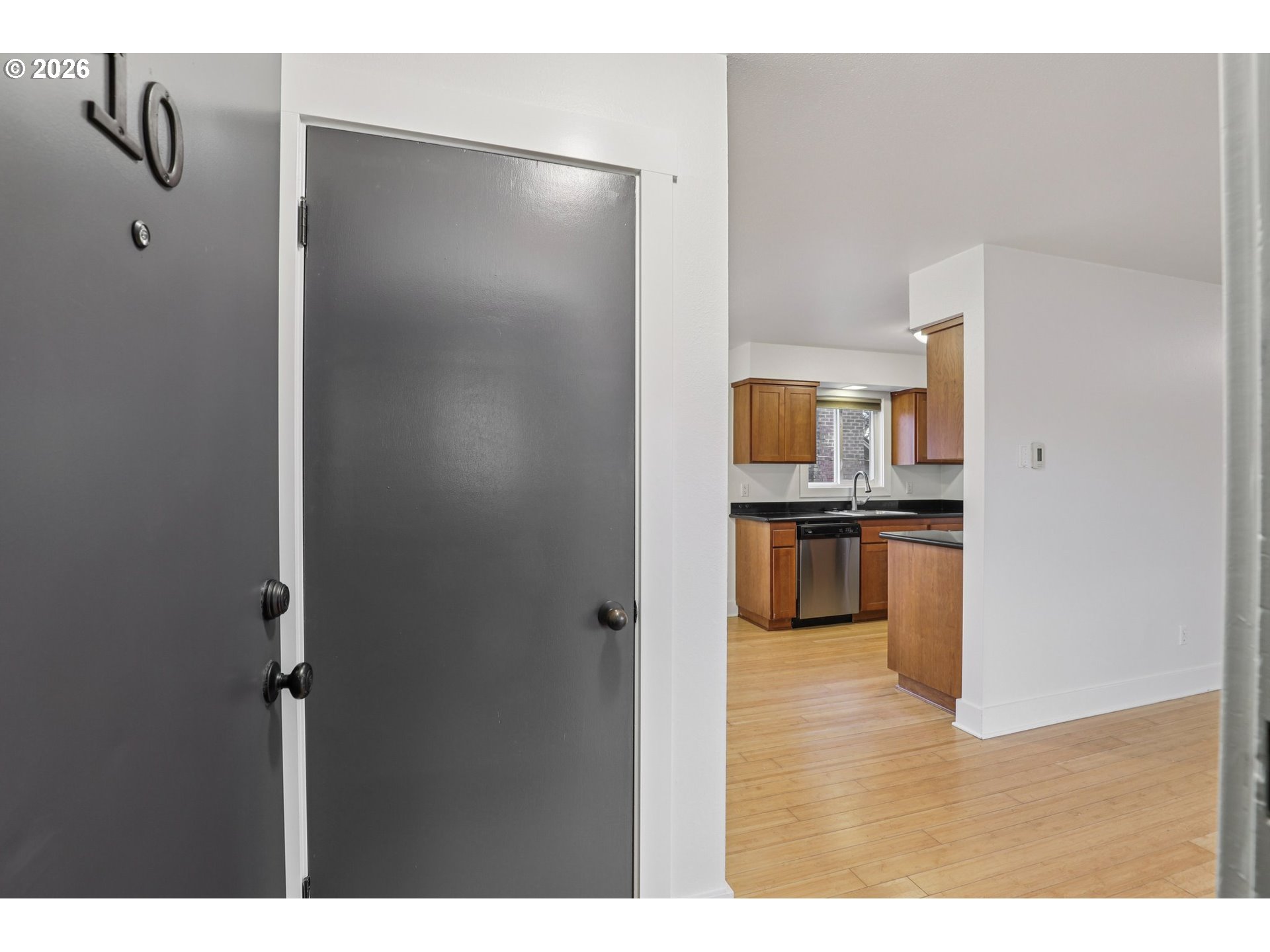 Photo #5: 435163978 Listing: Photo #5