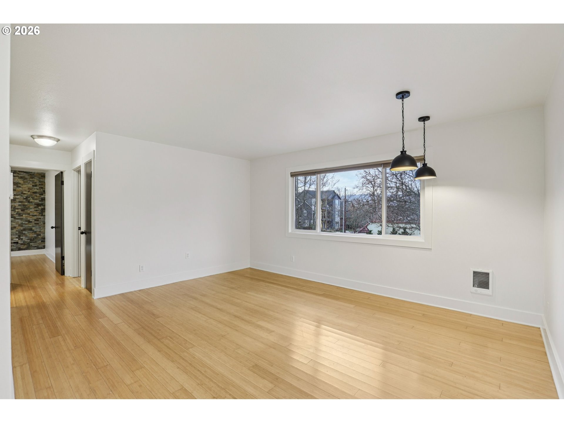 Photo #7: 435163978 Listing: Photo #7