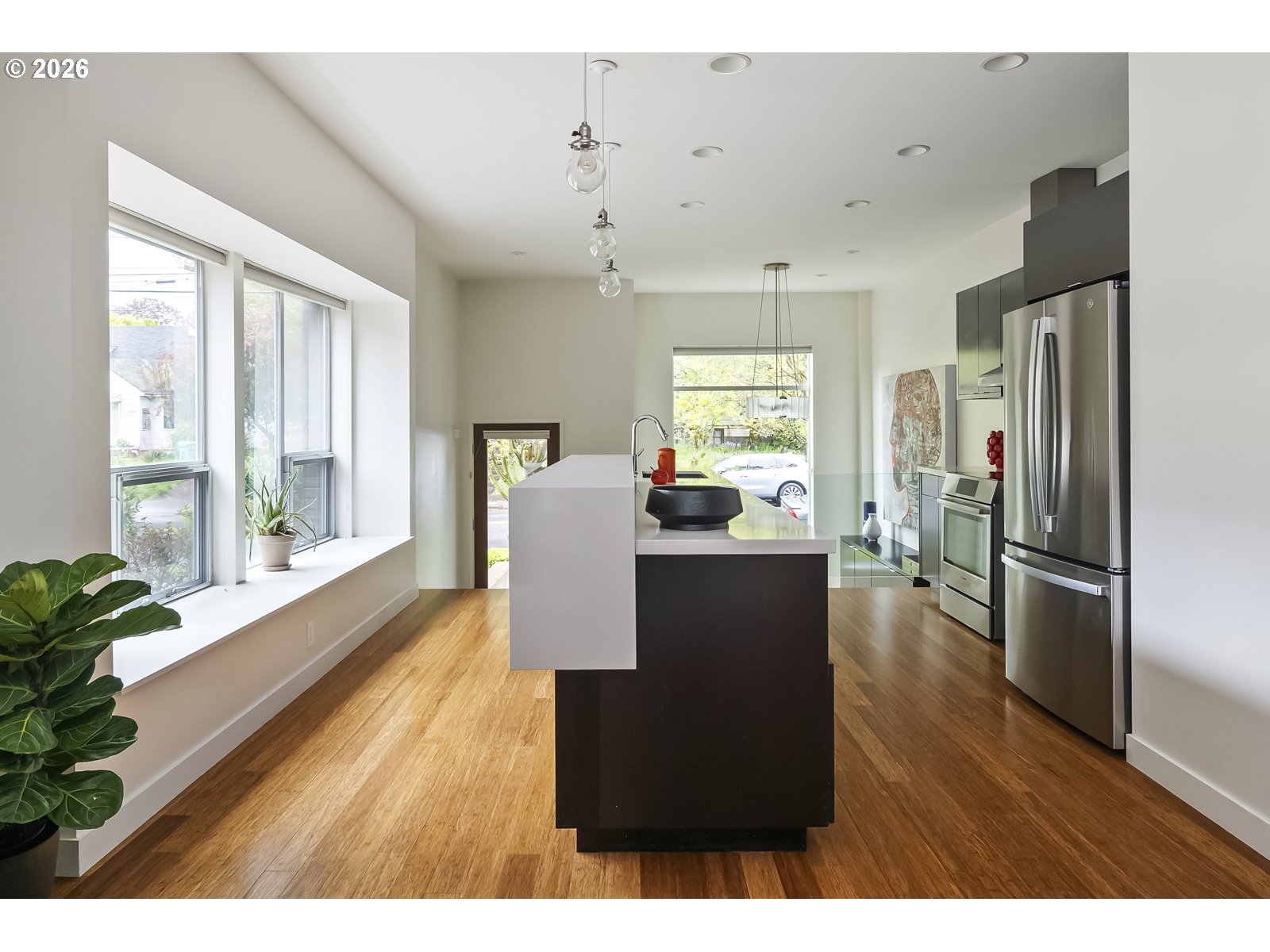 Photo #4: 435221157 Listing: Photo #4