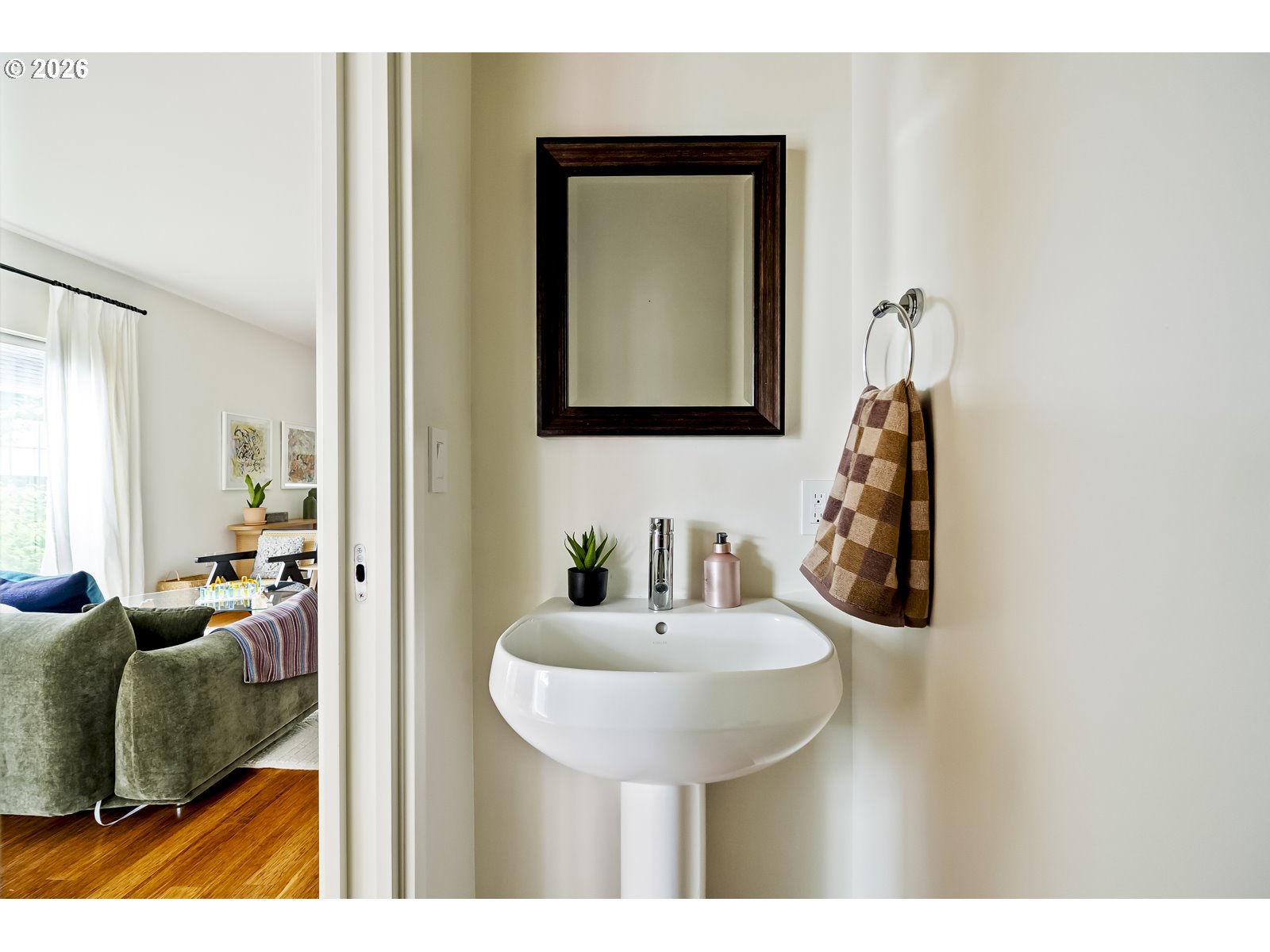 Photo #16: 435221157 Listing: Photo #16