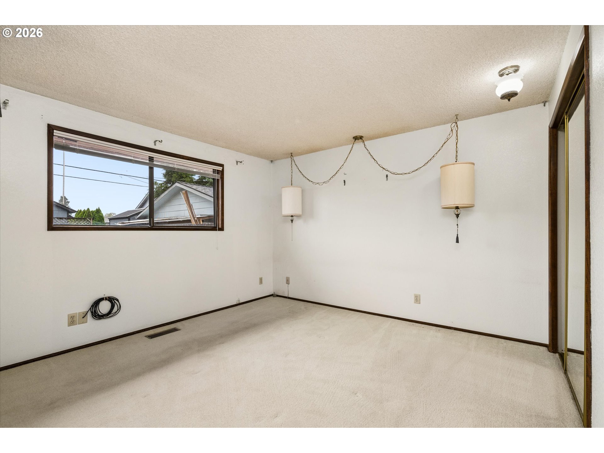 Property photo 21 of 40