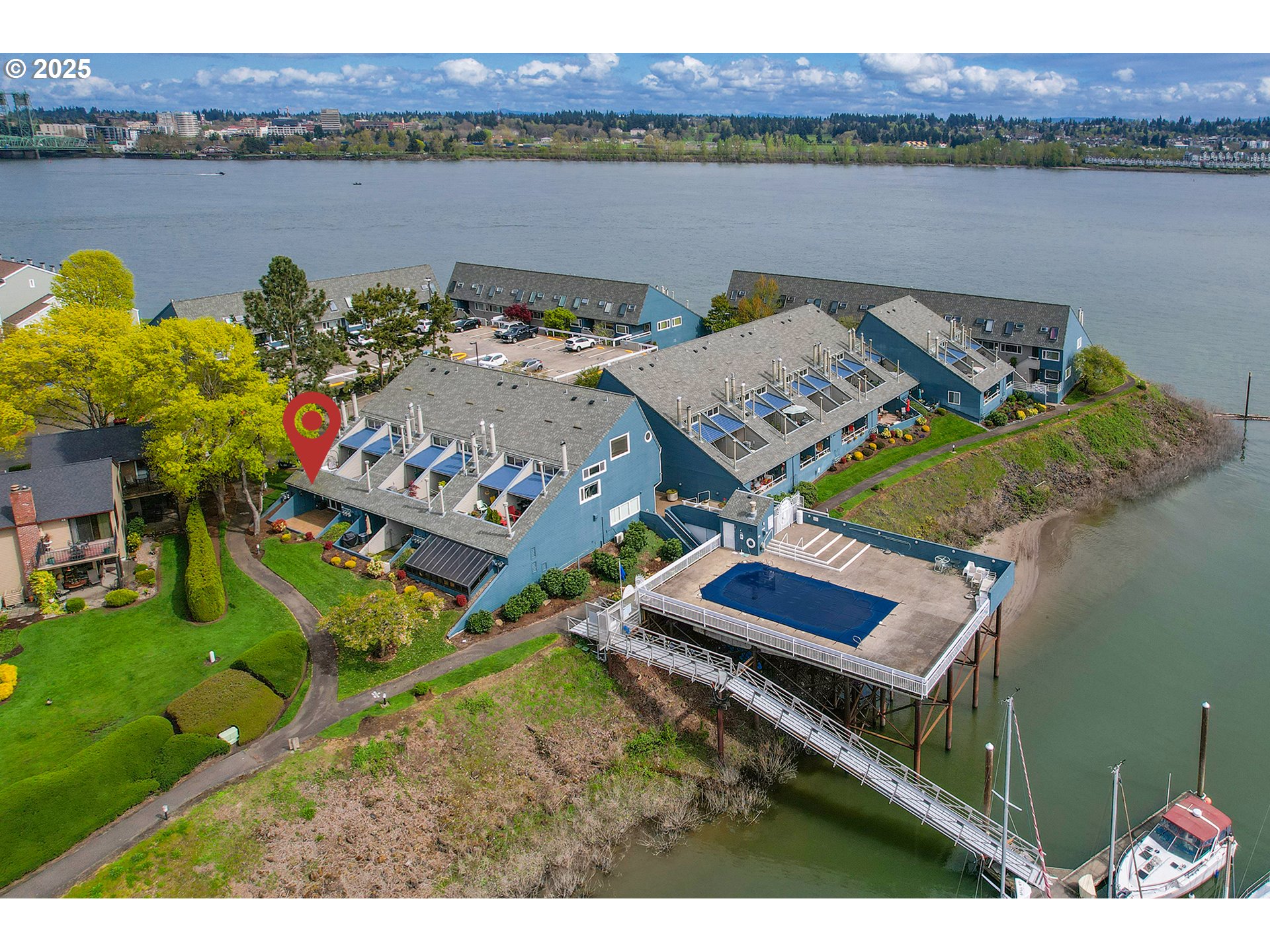 Photo #4: 435340265 Listing 