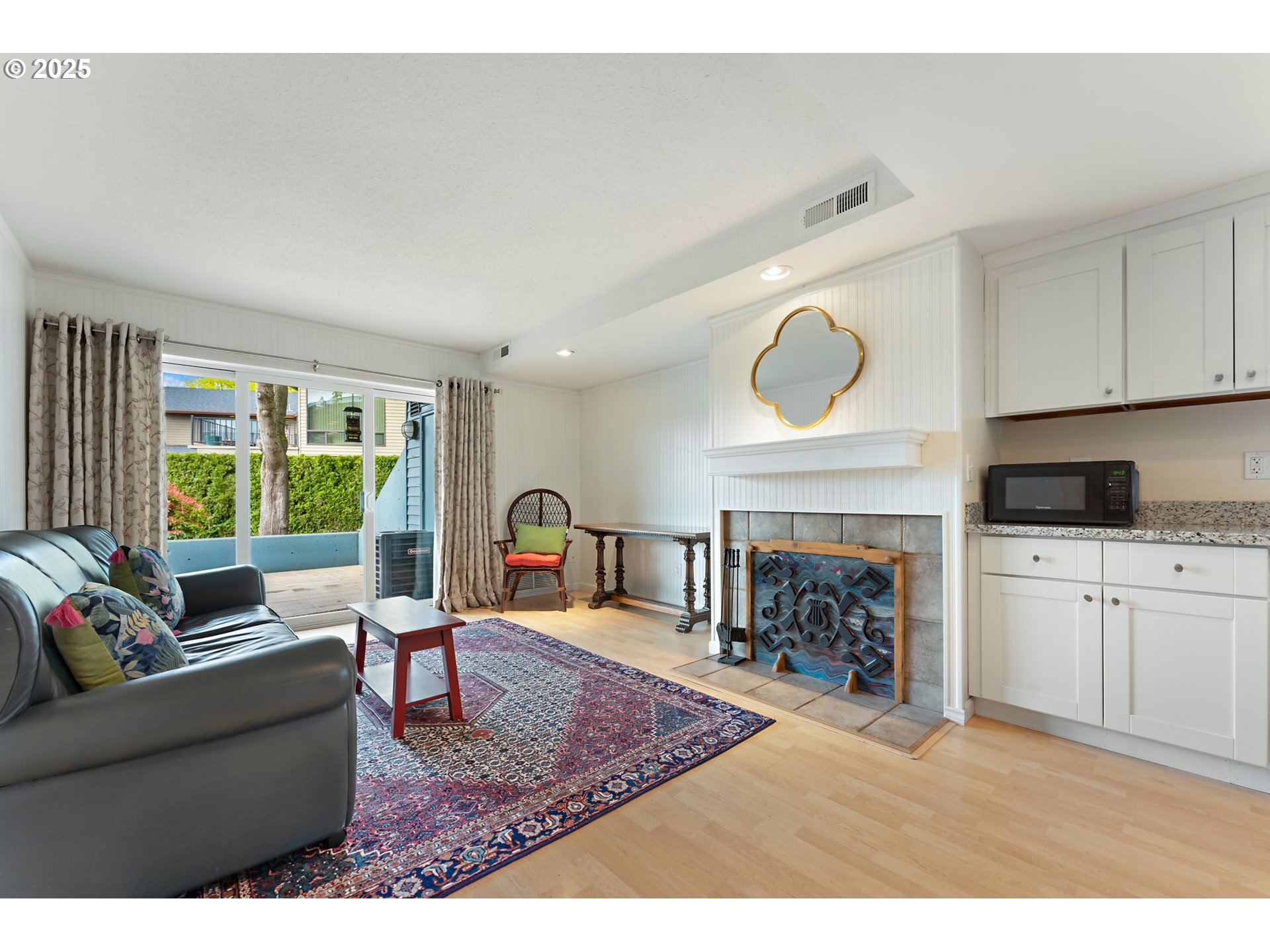 Photo #5: 435340265 Listing 