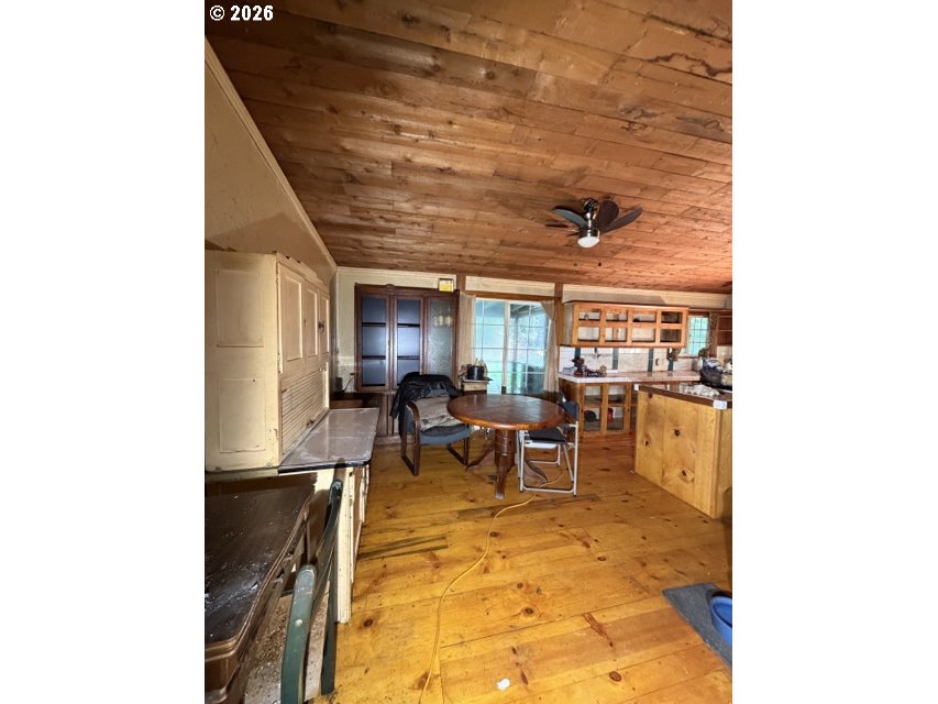 1499 CARLSON RD, Reedsport, OR, 97467