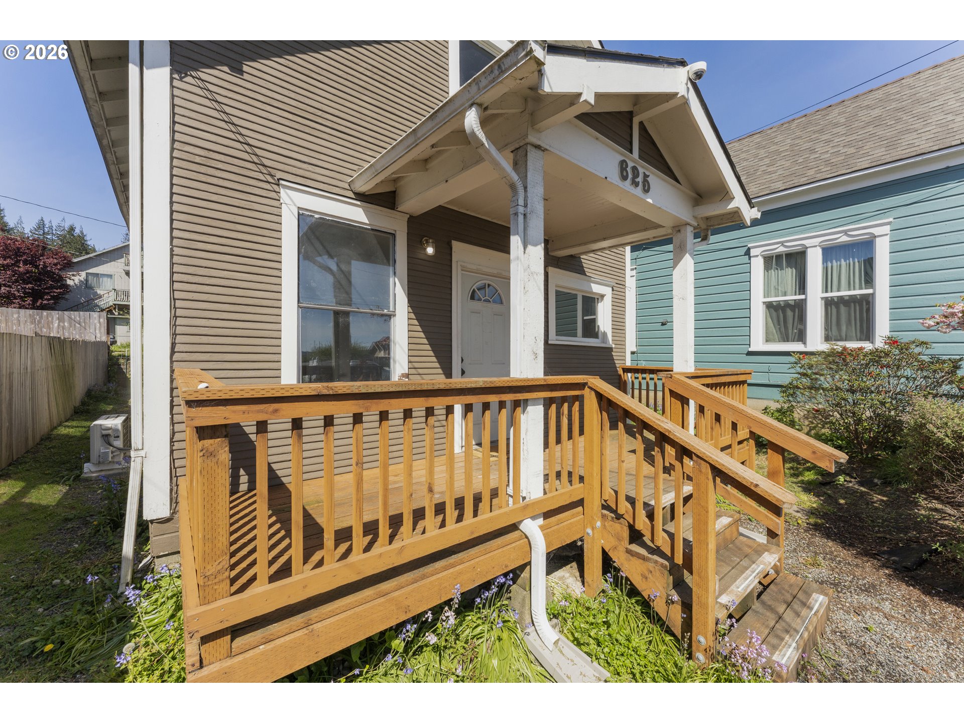 625 S 9TH ST, Coos Bay, OR, 97420