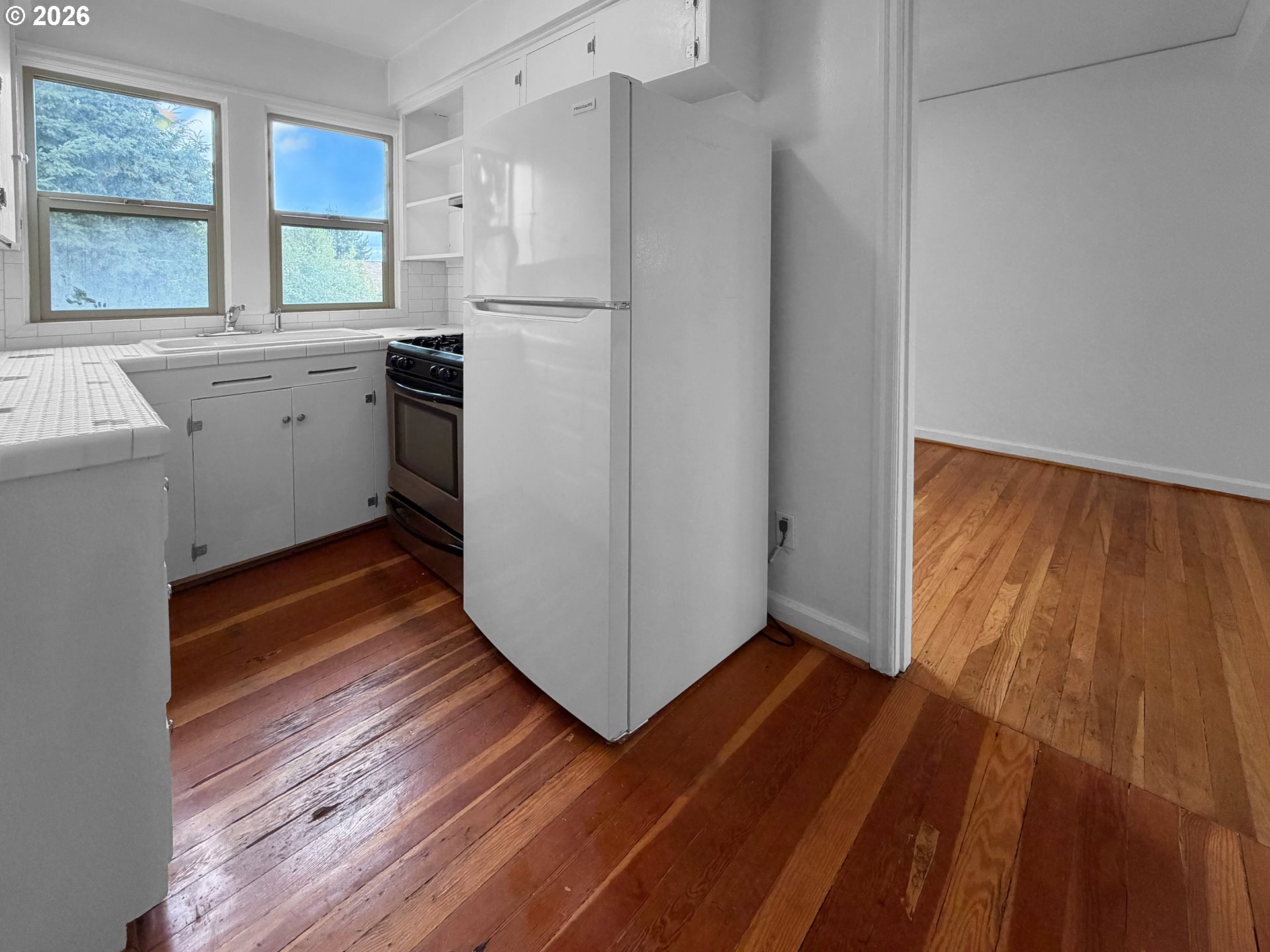 Photo #9: 437067741 Listing: Photo #9