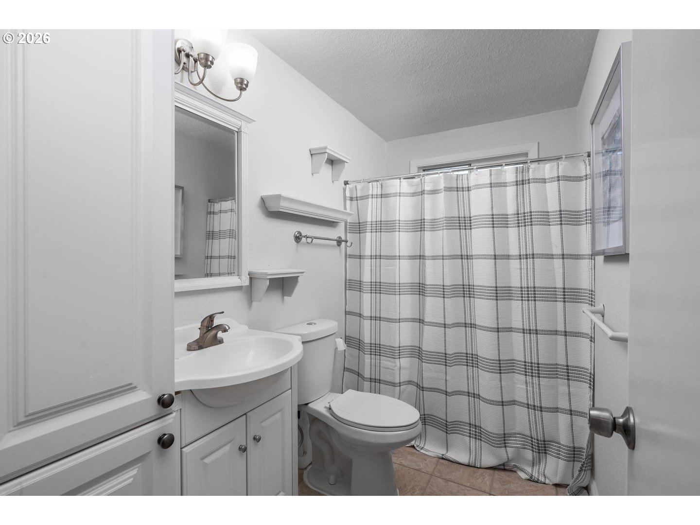 Photo #10: 437173164 Listing: Photo #10