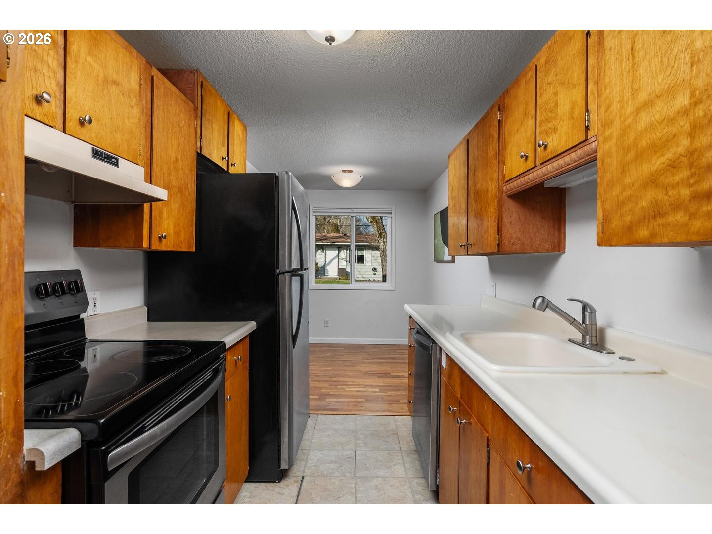 Photo #3: 437173164 Listing: Photo #3