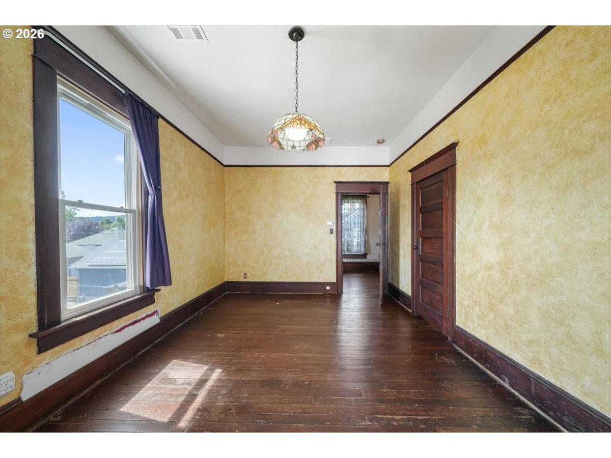 Property photo 21 of 35