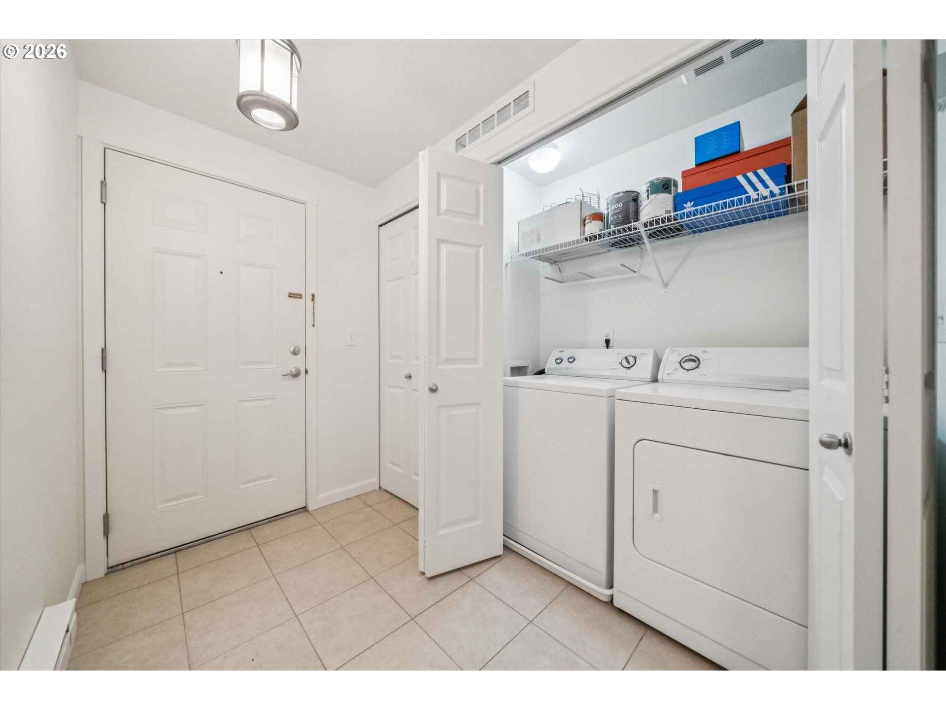 Photo #3: 439165114 Listing: Photo #3