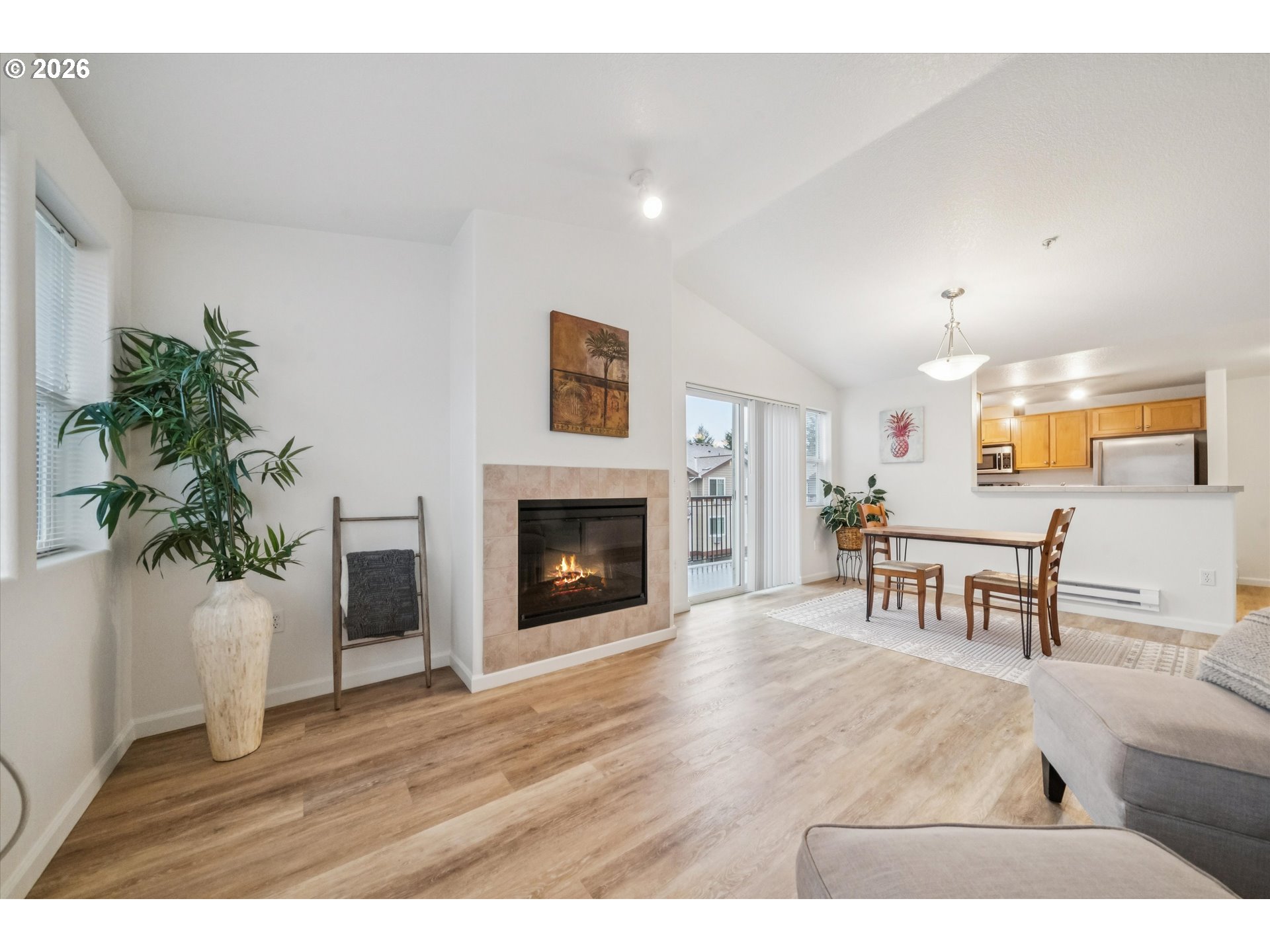 Photo #8: 439165114 Listing: Photo #8