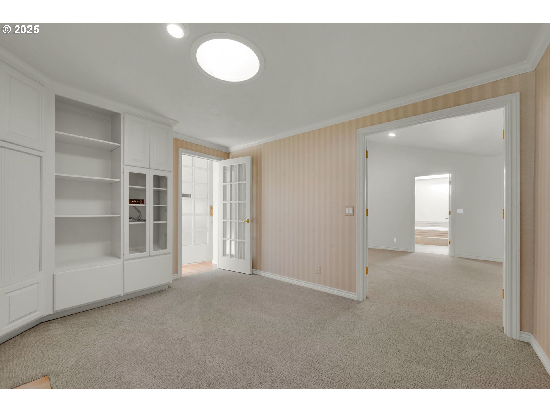 410 SPYGLASS DR, Eugene, OR, 97401