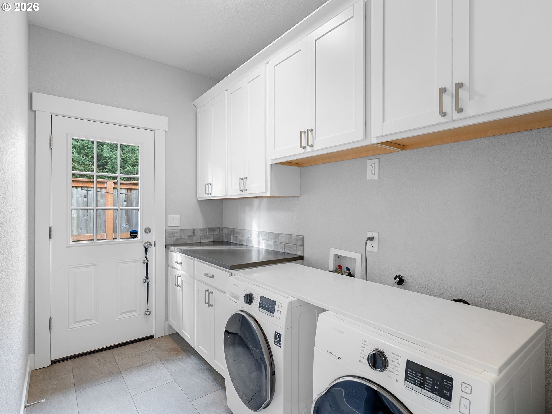 Photo #8: 441201571 Listing: Photo #8