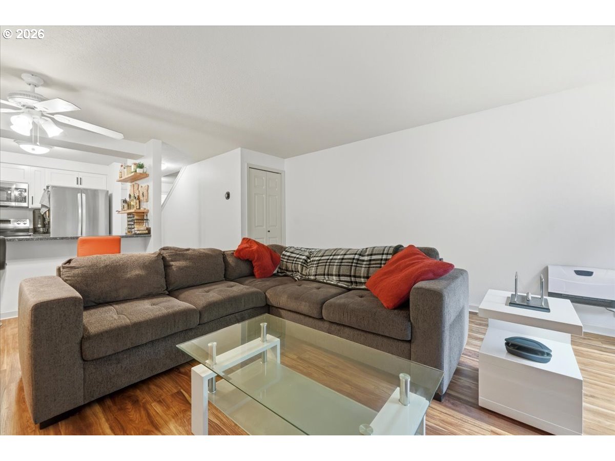 Photo #12: 442006490 Listing: Photo #12