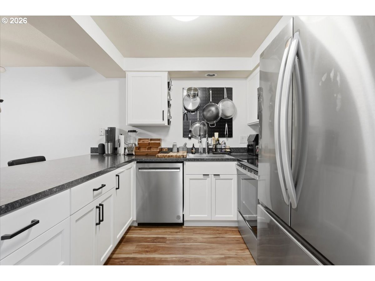 Photo #6: 442006490 Listing: Photo #6