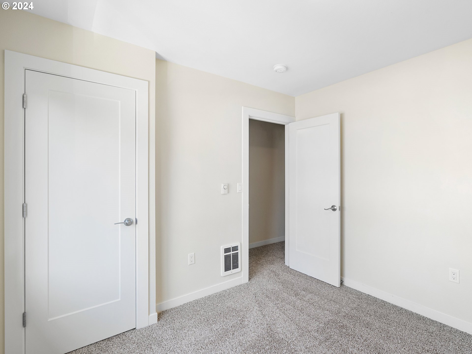 Photo #27: 442230433 Listing: Photo #27