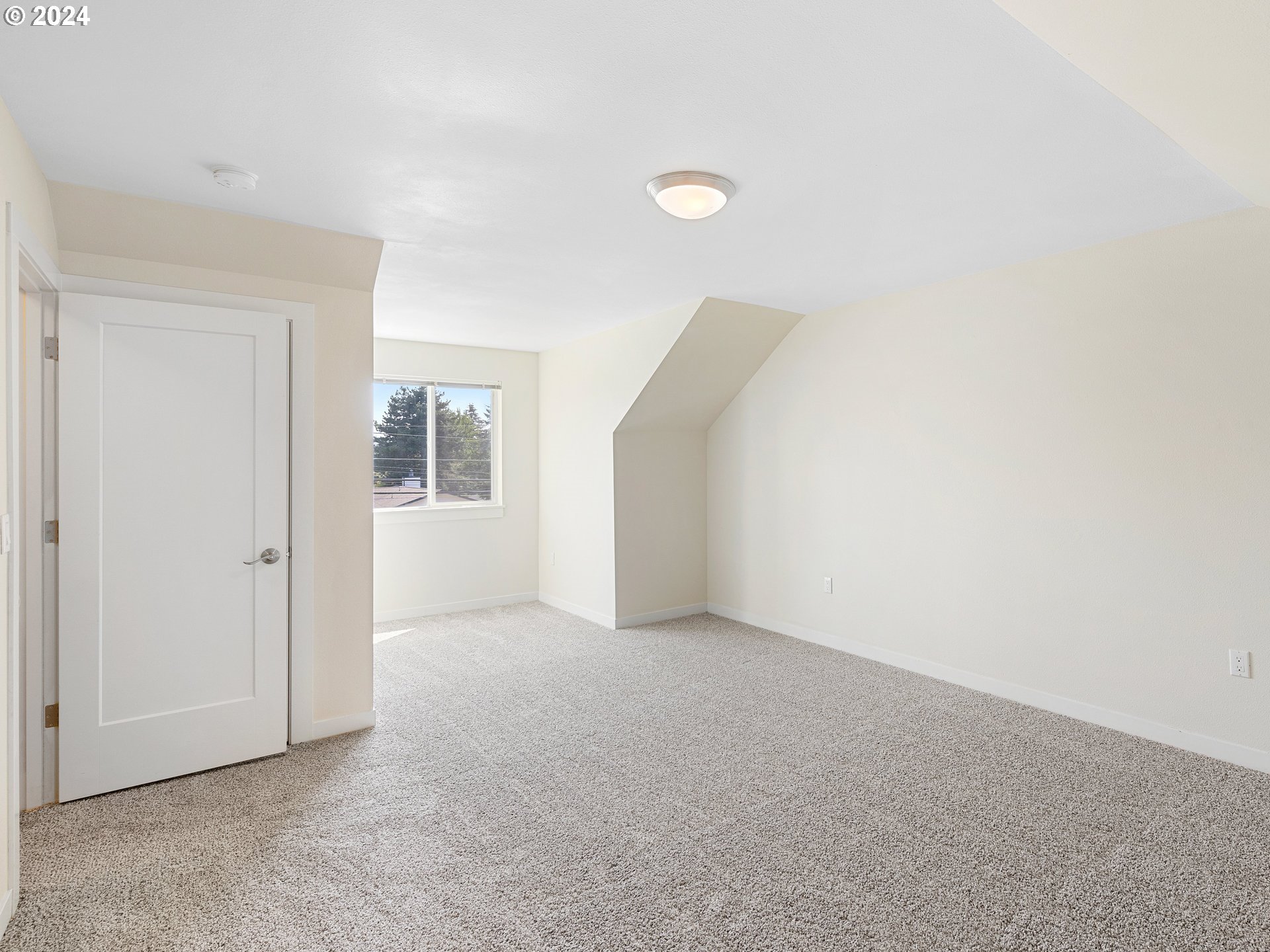 Photo #30: 442230433 Listing: Photo #30