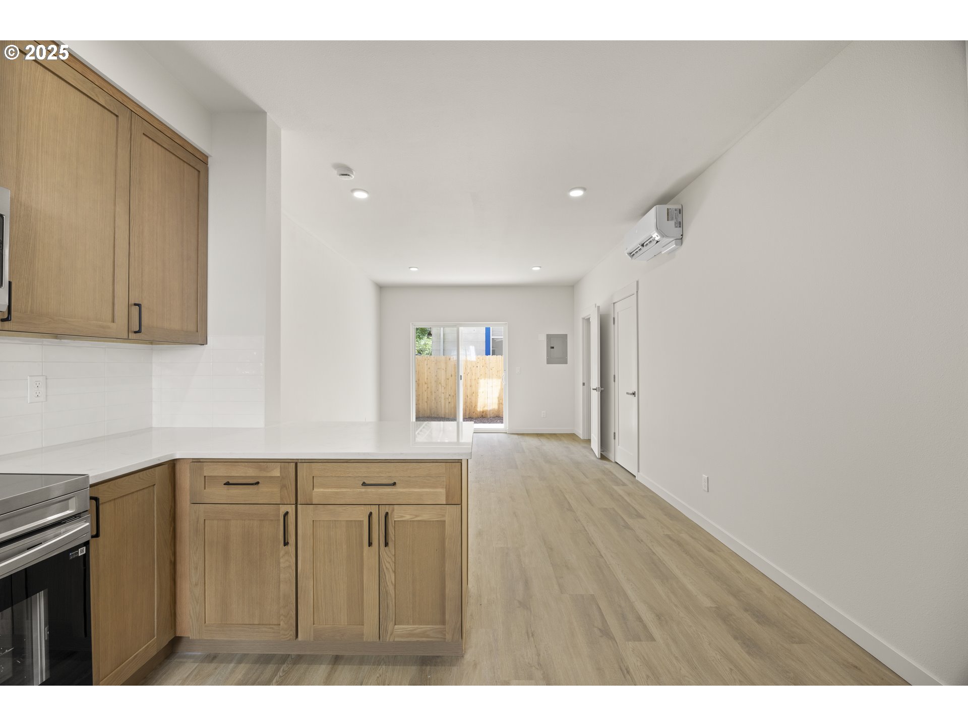 5864 N MISSOURI AVE UNIT 3, Portland, OR, 97217