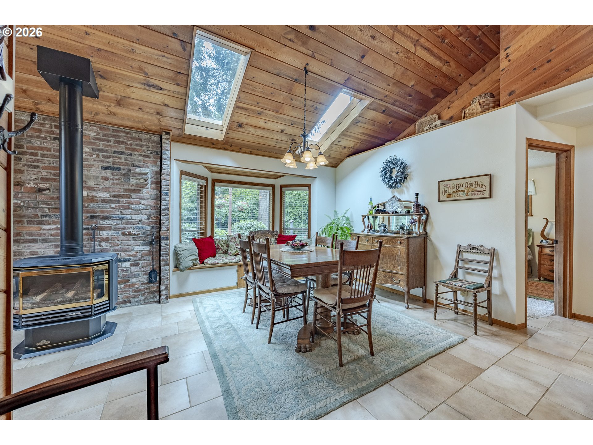 Property photo 11 of 48