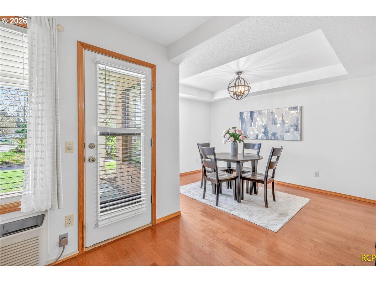 Photo #6: 443602283 Listing: Photo #6