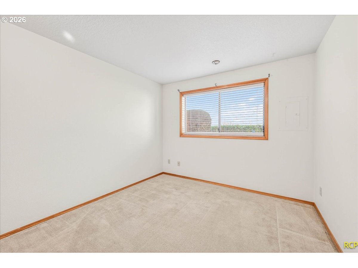 Photo #15: 443602283 Listing: Photo #15