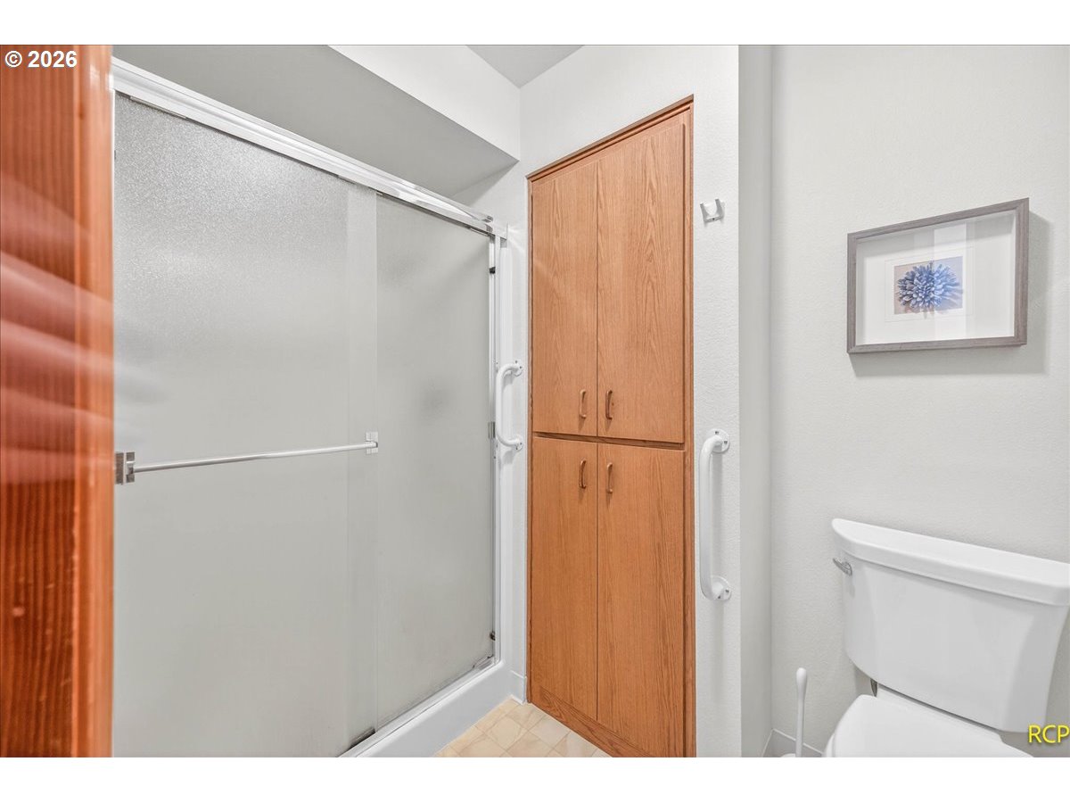 Photo #36: 443602283 Listing: Photo #36